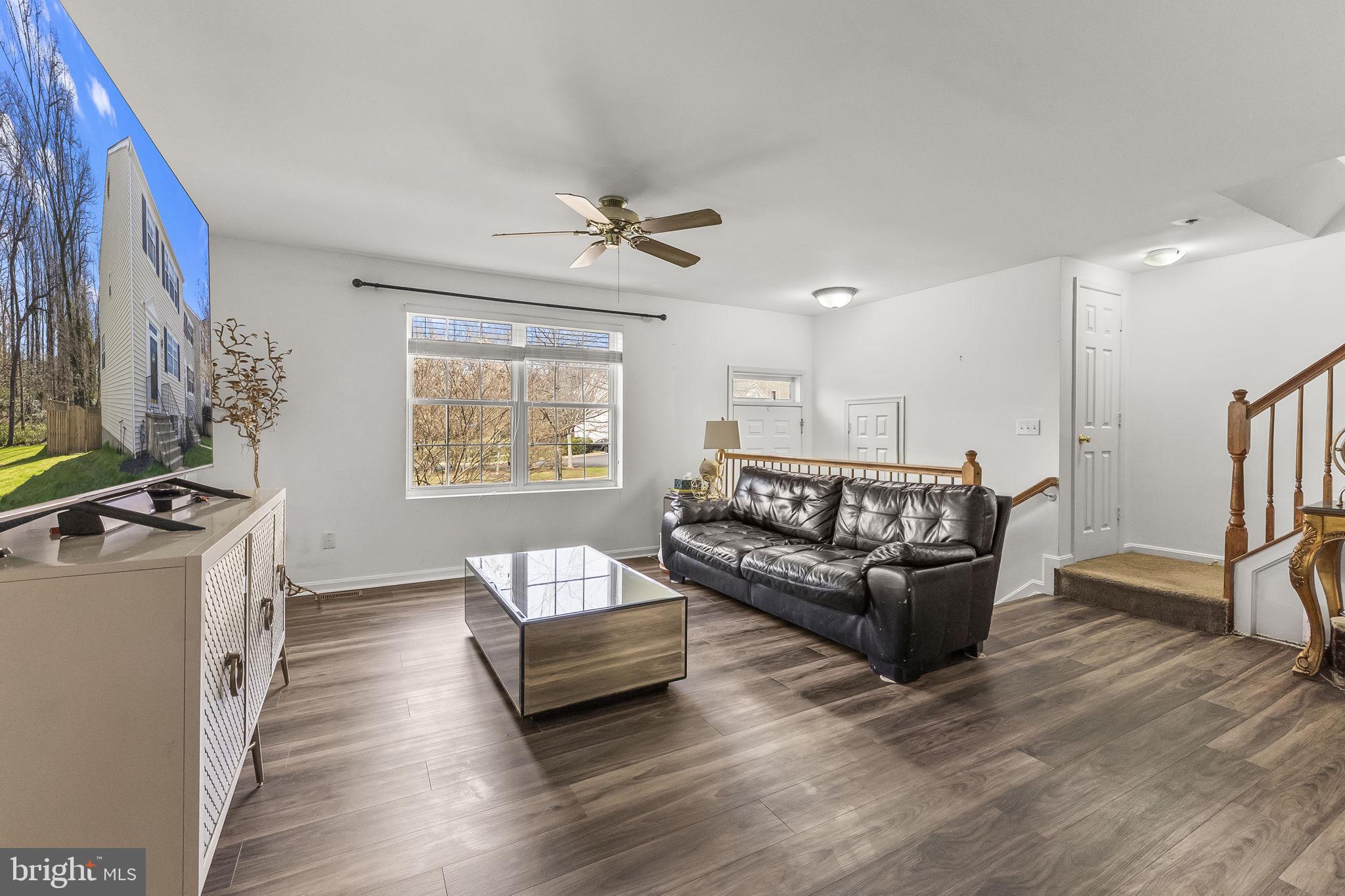 COURTS AT BELLE POINTE - Residential