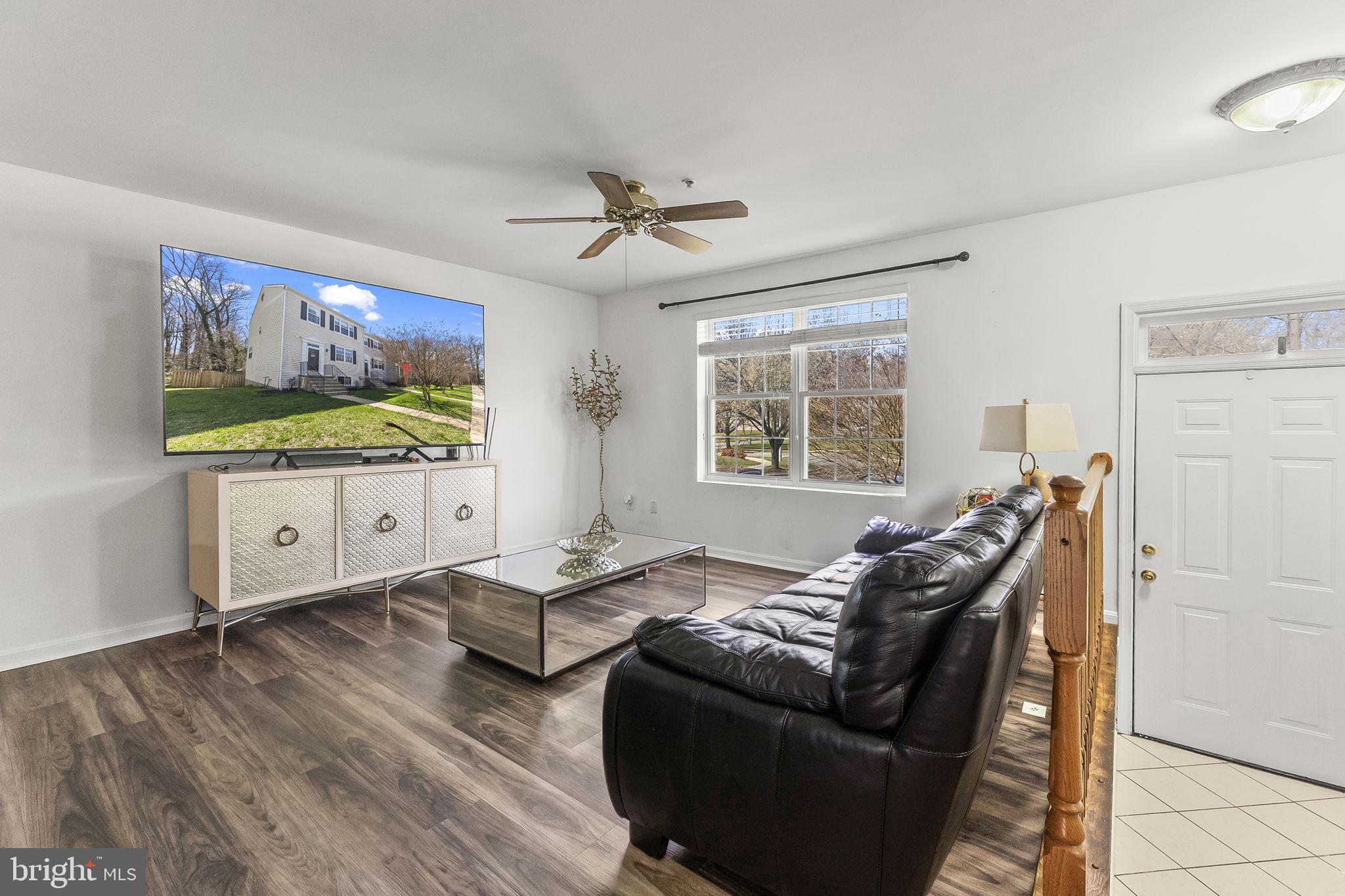 COURTS AT BELLE POINTE - Residential