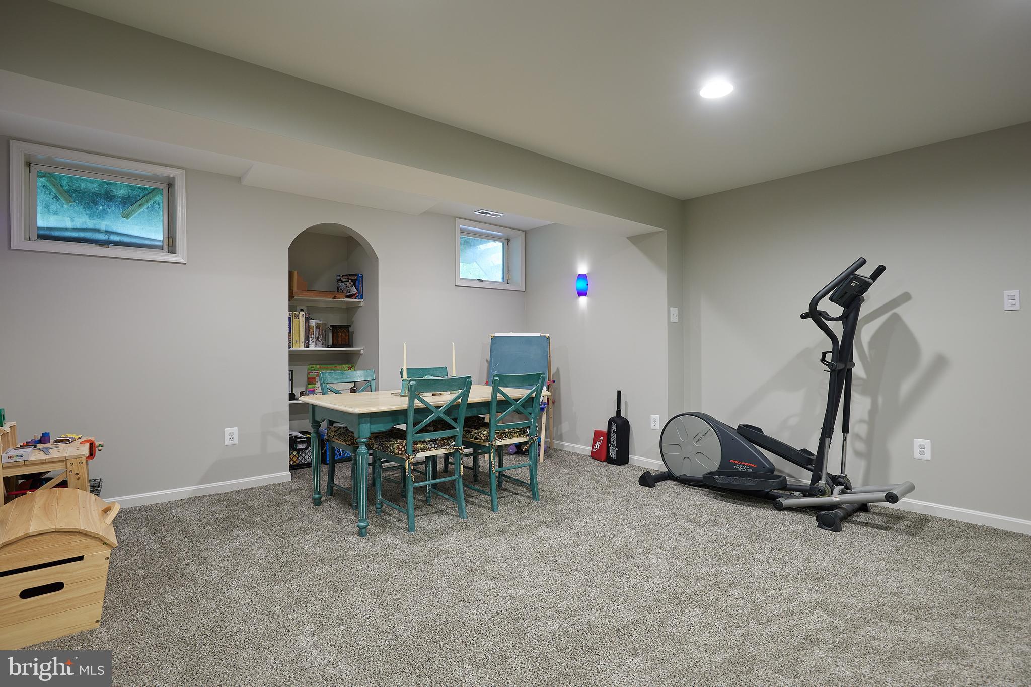 BROOKEFIELD - Residential