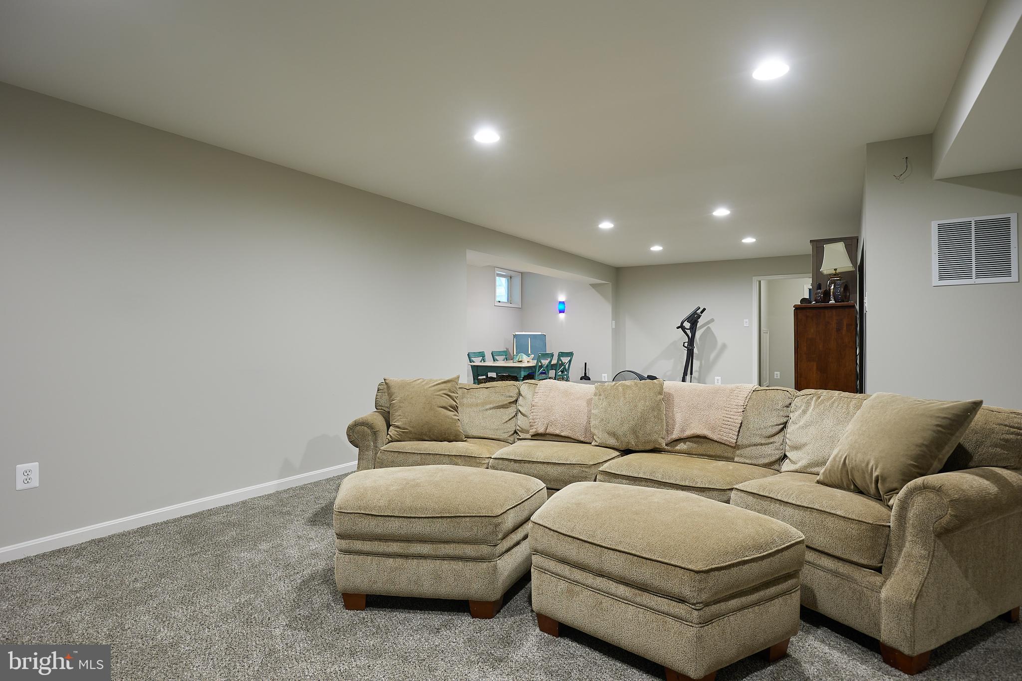 BROOKEFIELD - Residential