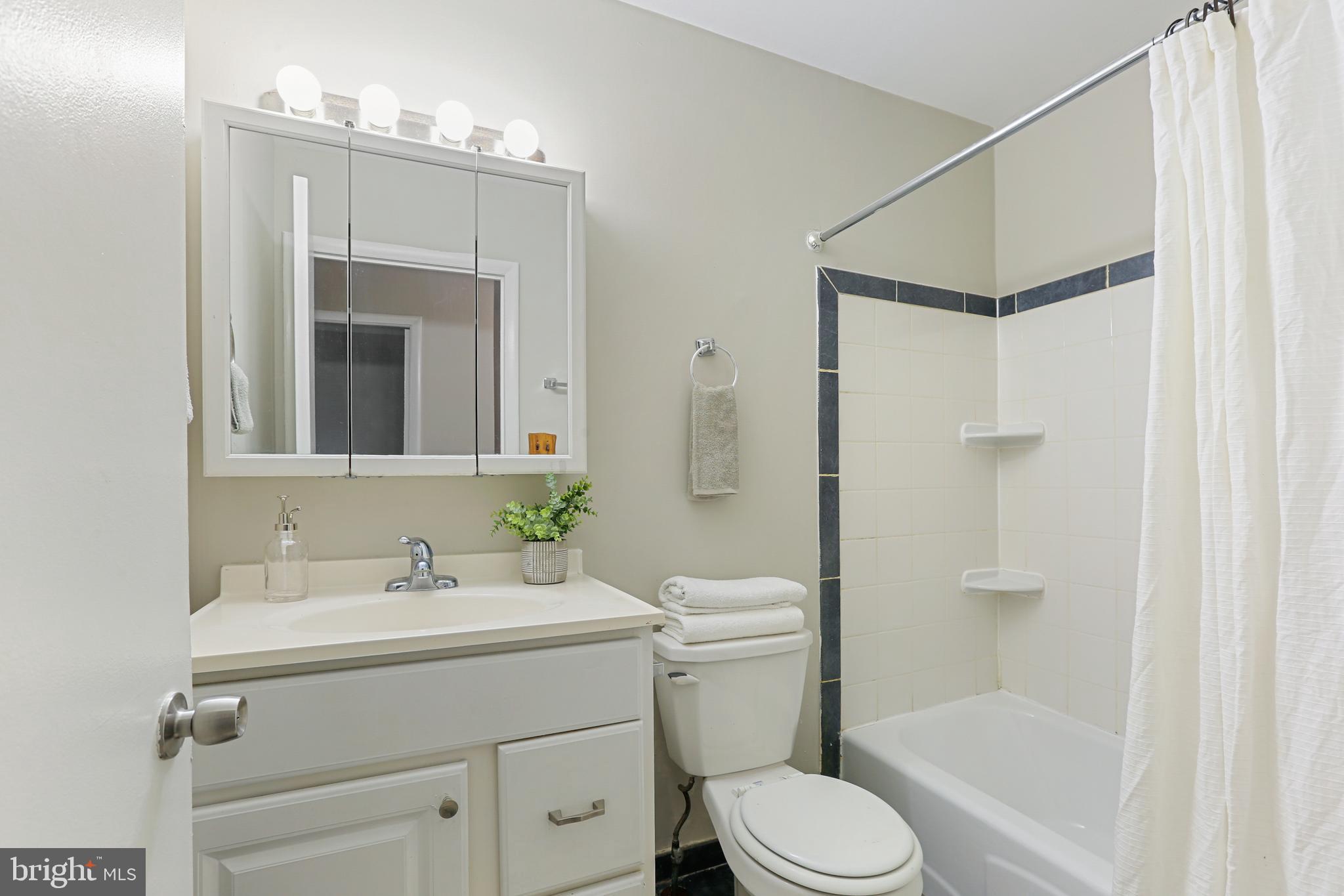 PELHAM WOOD - Residential