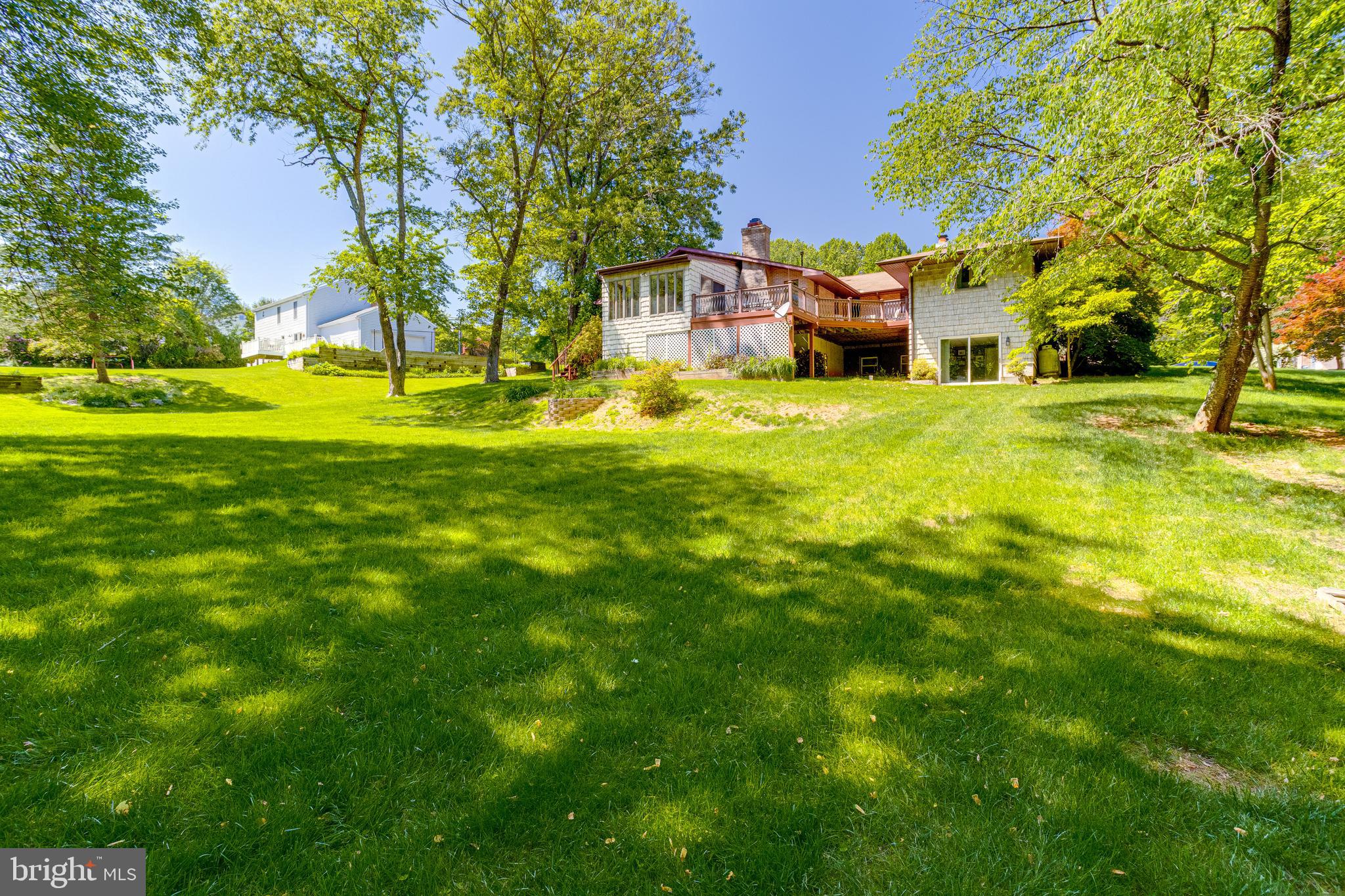 STEEPLECHASE MANOR - Residential