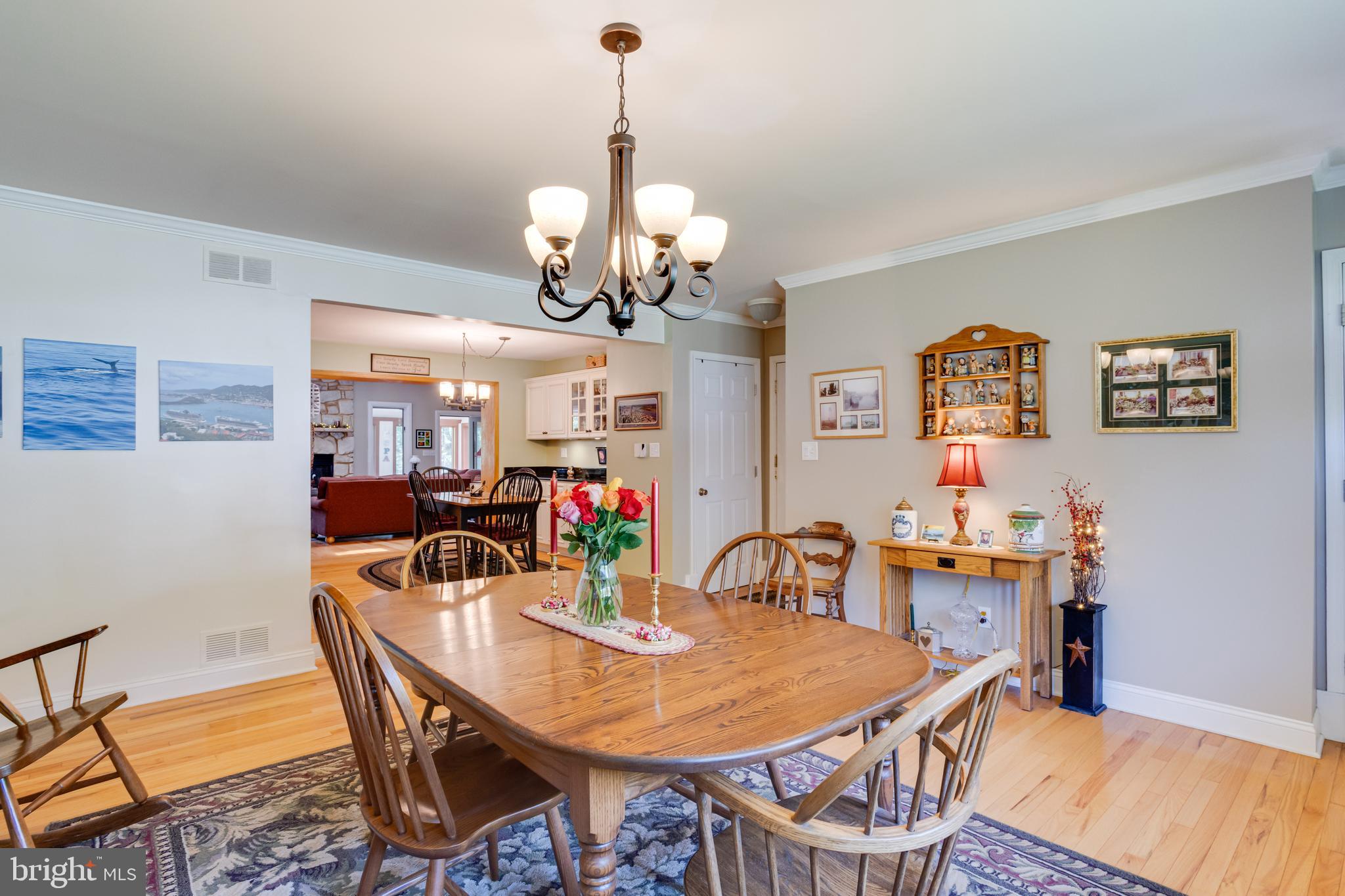 STEEPLECHASE MANOR - Residential