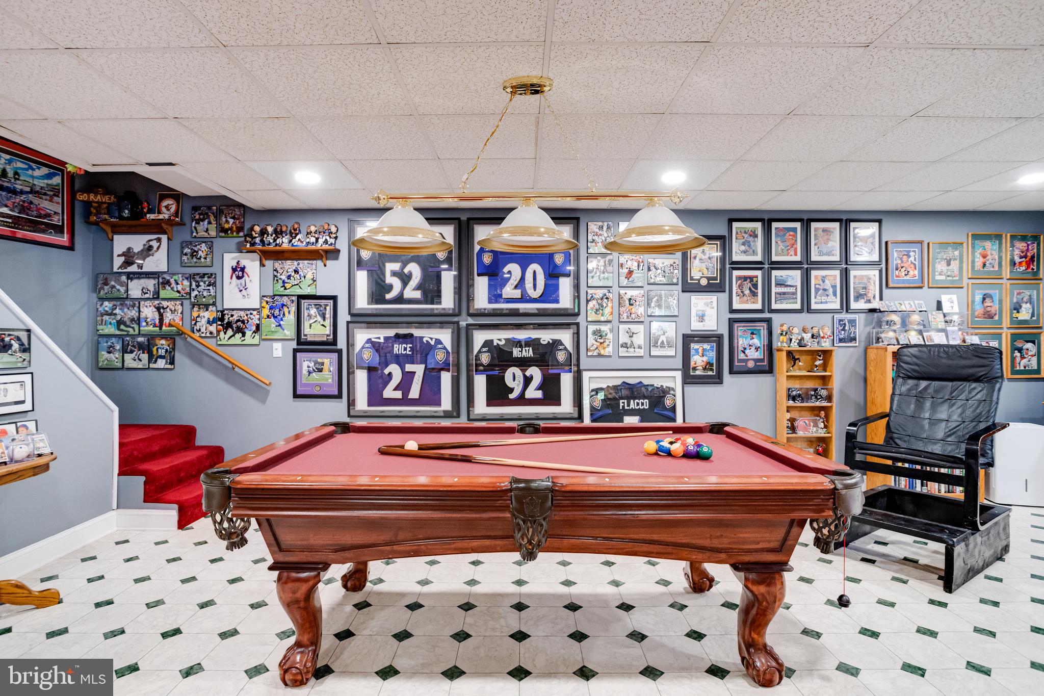 STEEPLECHASE MANOR - Residential