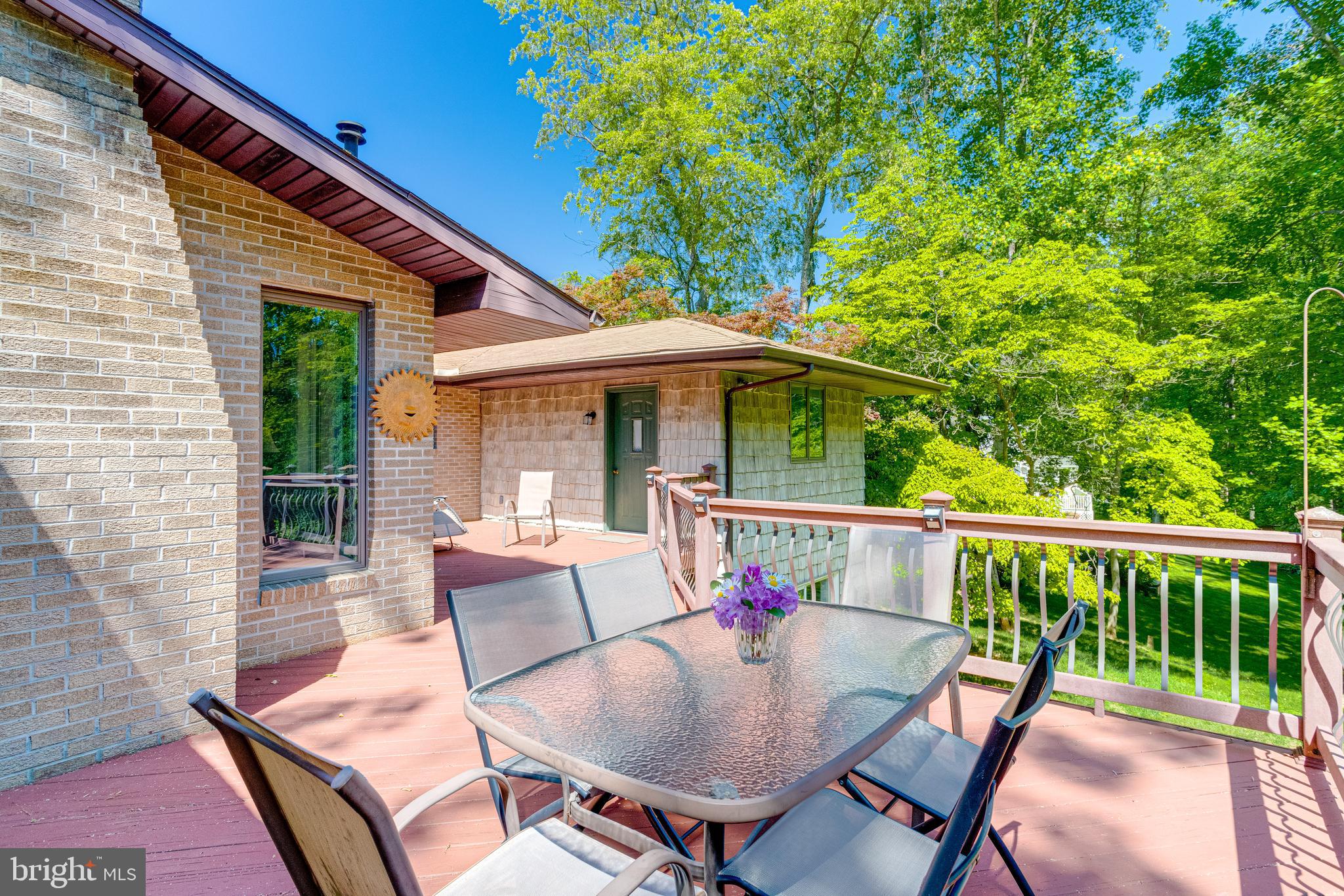 STEEPLECHASE MANOR - Residential