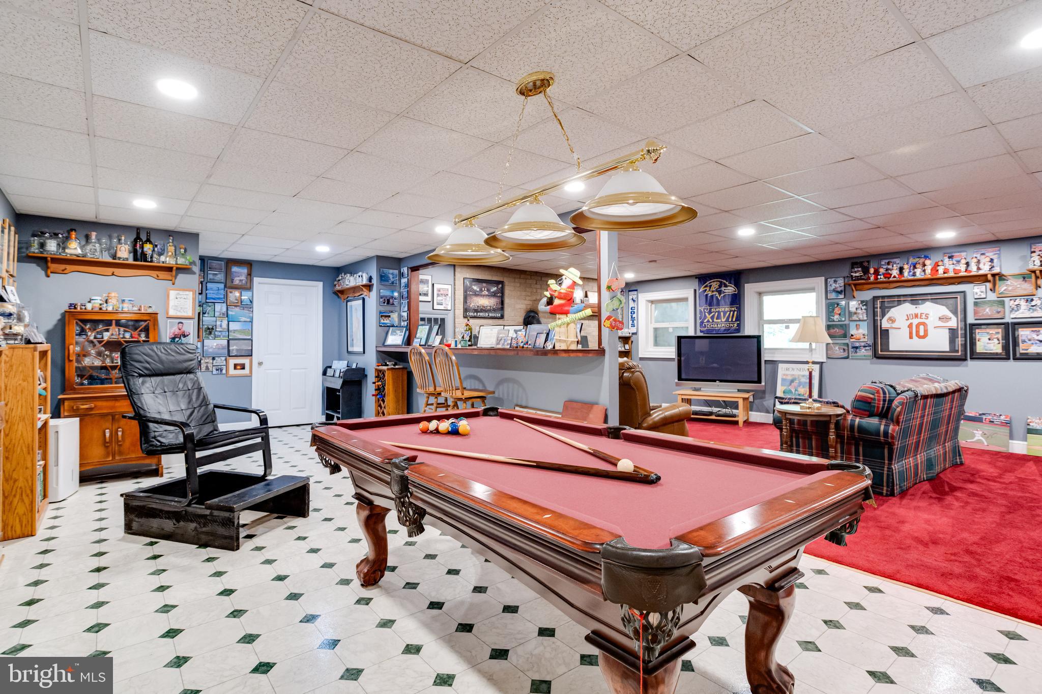 STEEPLECHASE MANOR - Residential