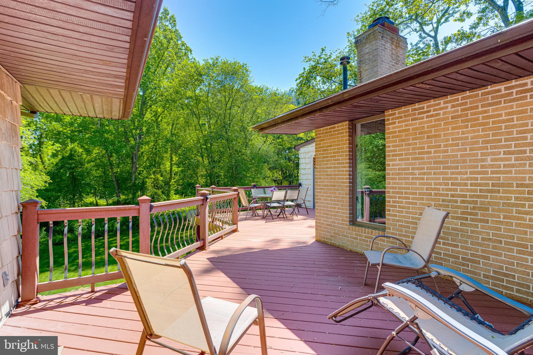 STEEPLECHASE MANOR - Residential