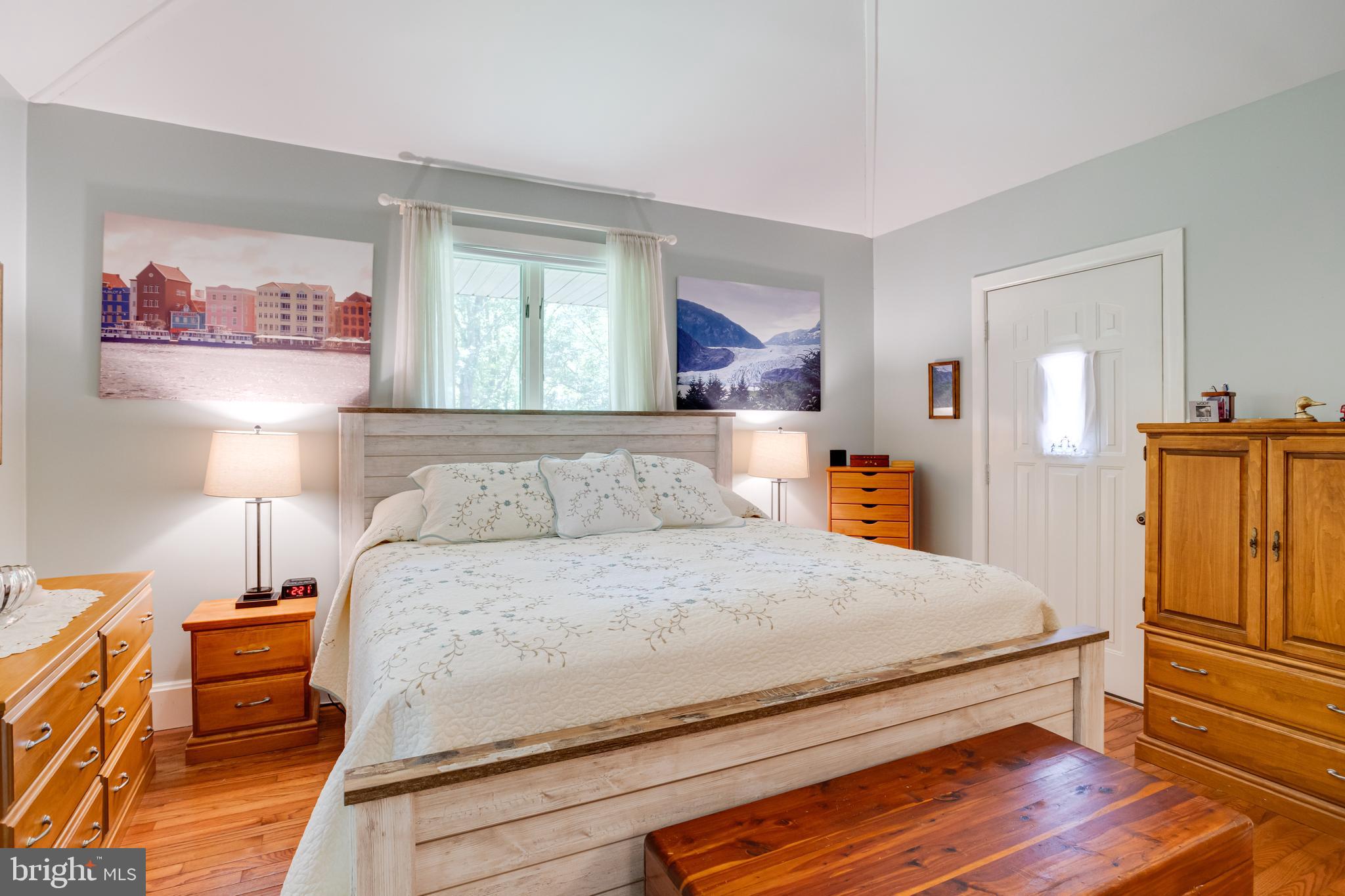 STEEPLECHASE MANOR - Residential