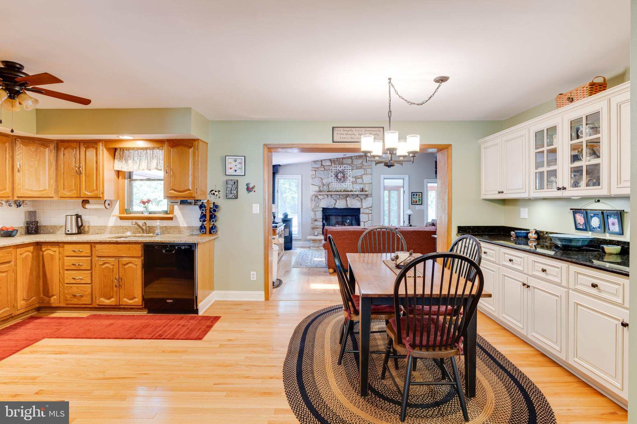 STEEPLECHASE MANOR - Residential