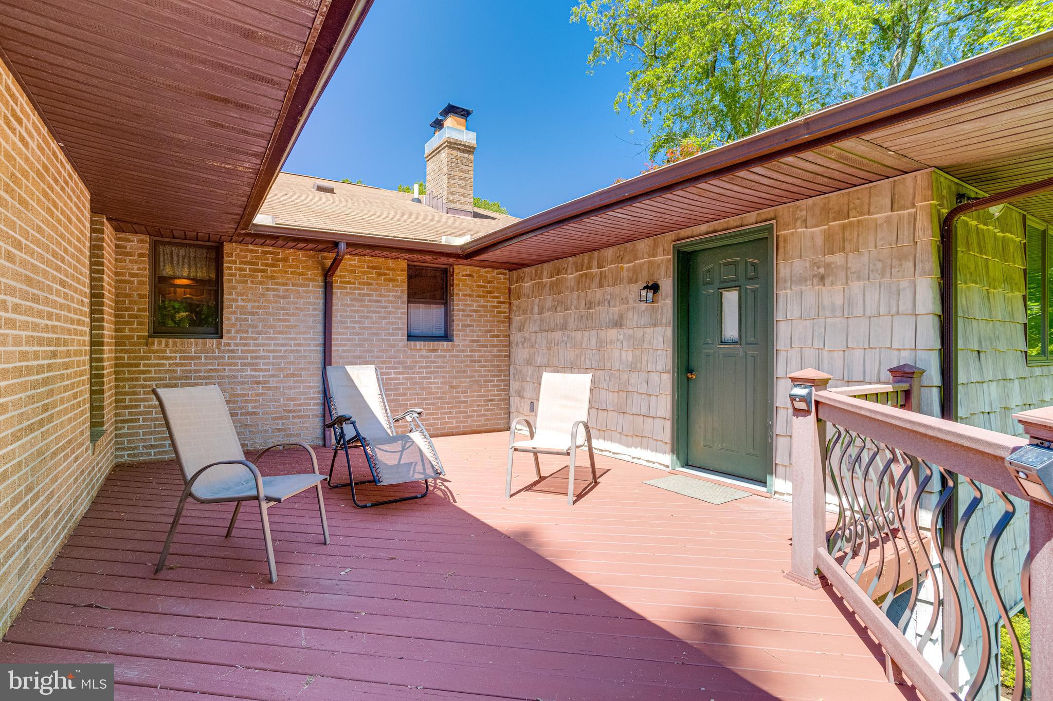 STEEPLECHASE MANOR - Residential