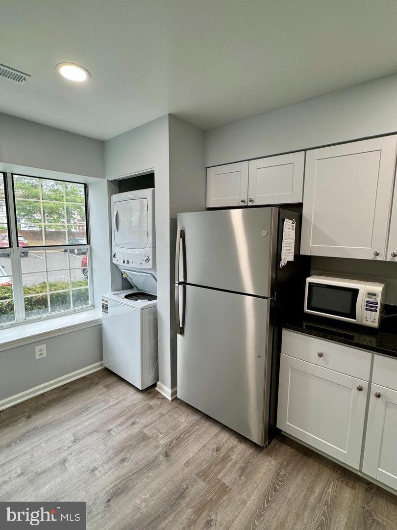 PROVIDENCE VILLAGE - Residential Lease