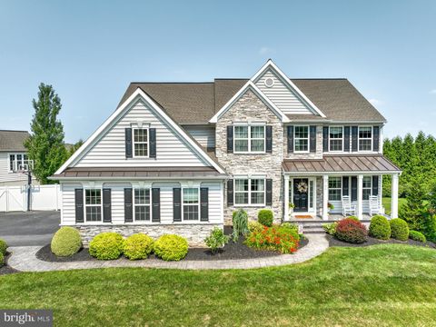 Photo of 2190 PORTER WAY, LANCASTER, PA 17601 (MLS # PALA2038058)