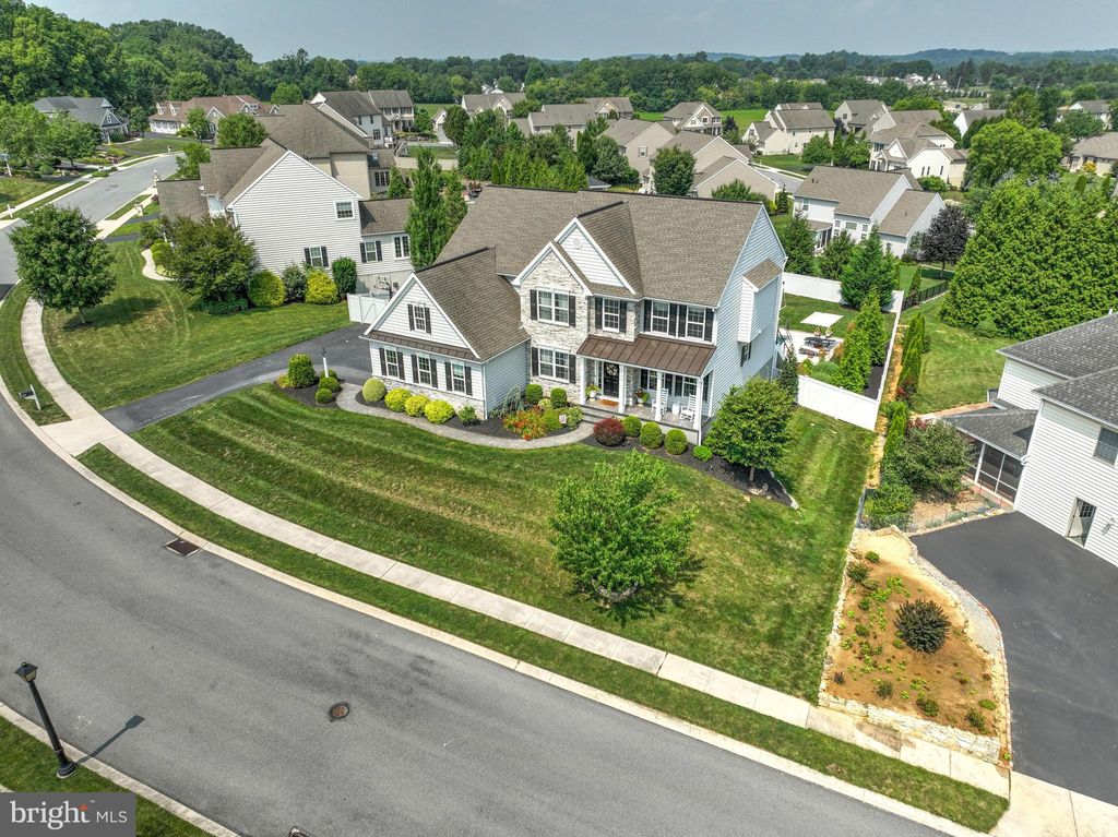 Photo of 2190 PORTER WAY, LANCASTER, PA 17601 (MLS # PALA2038058)