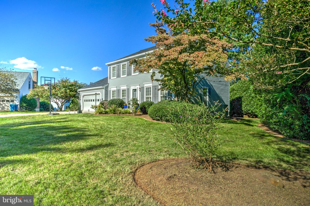 Photo of 13058 Farthingale Drive, HERNDON, VA 20171 (MLS # VAFX2344150)