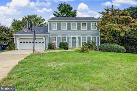 Photo of 13058 Farthingale Drive, HERNDON, VA 20171 (MLS # VAFX2344150)