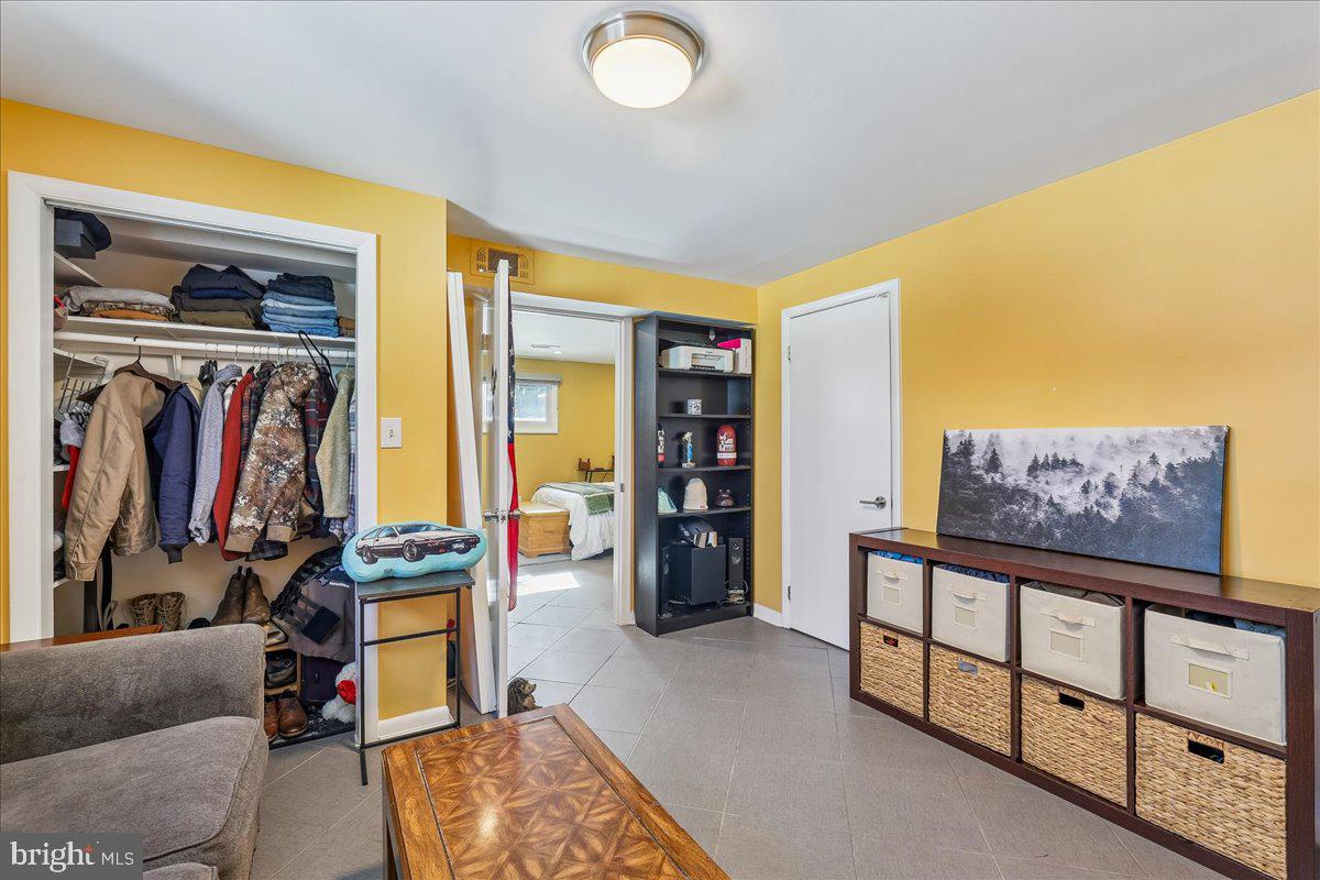 LOISDALE ESTATES - Residential