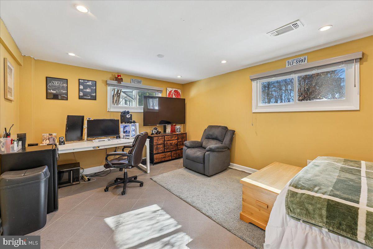 LOISDALE ESTATES - Residential