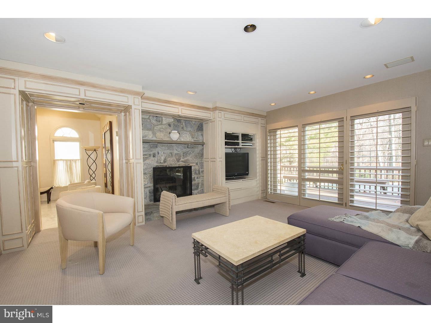 INDIAN CREEK - Residential