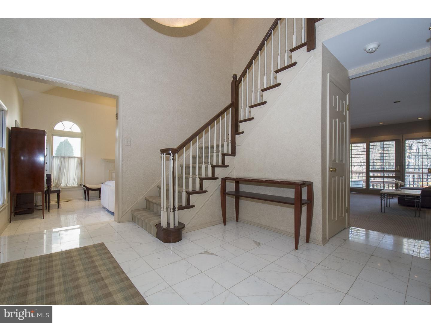 INDIAN CREEK - Residential