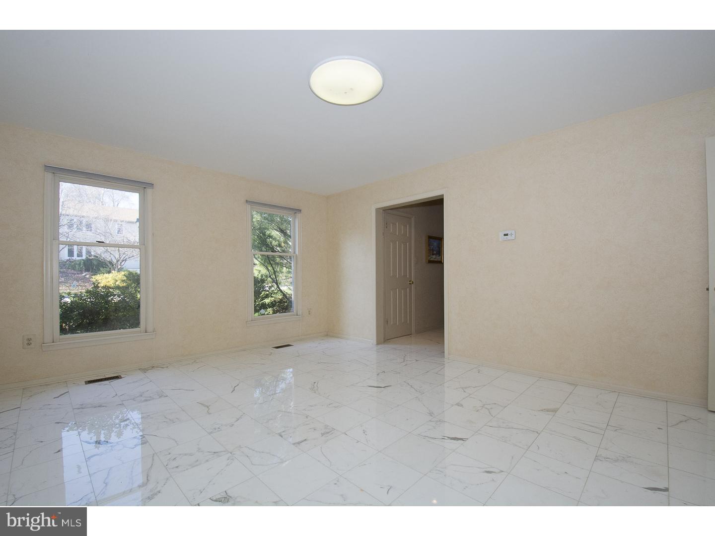 INDIAN CREEK - Residential