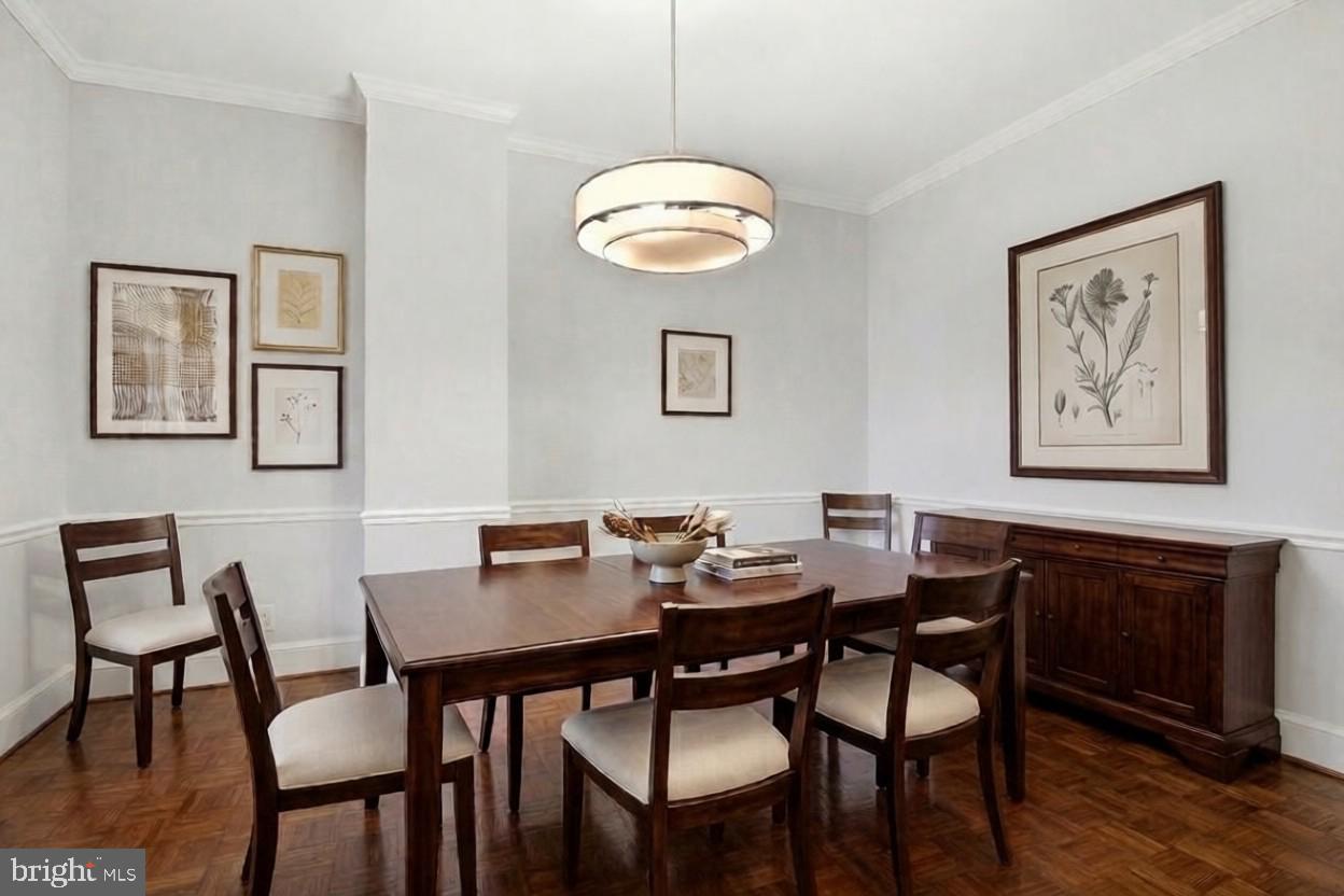 CHEVY CHASE - Residential