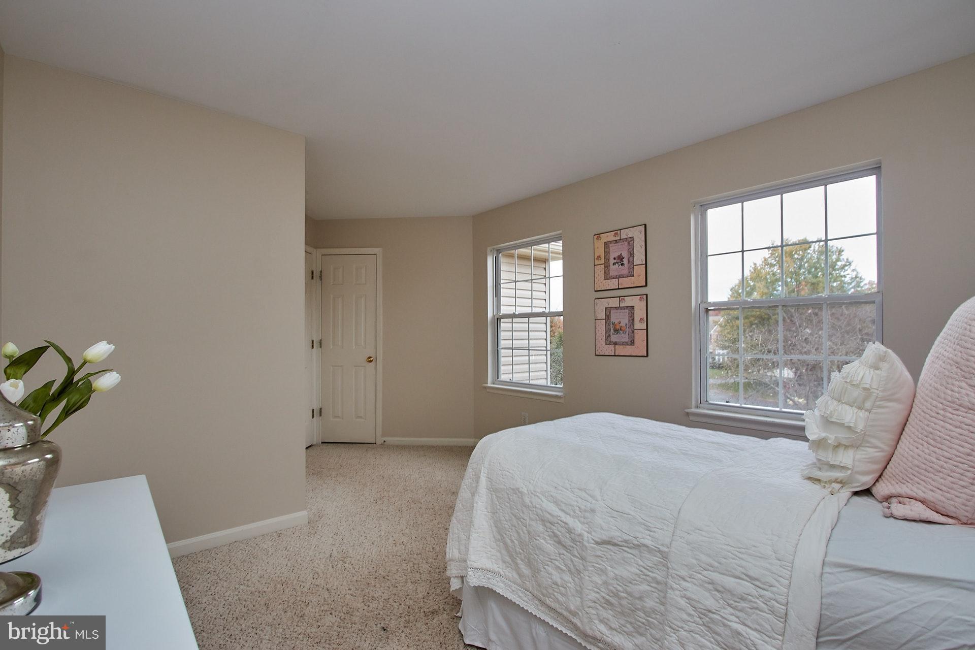 MAYFAIR - Residential