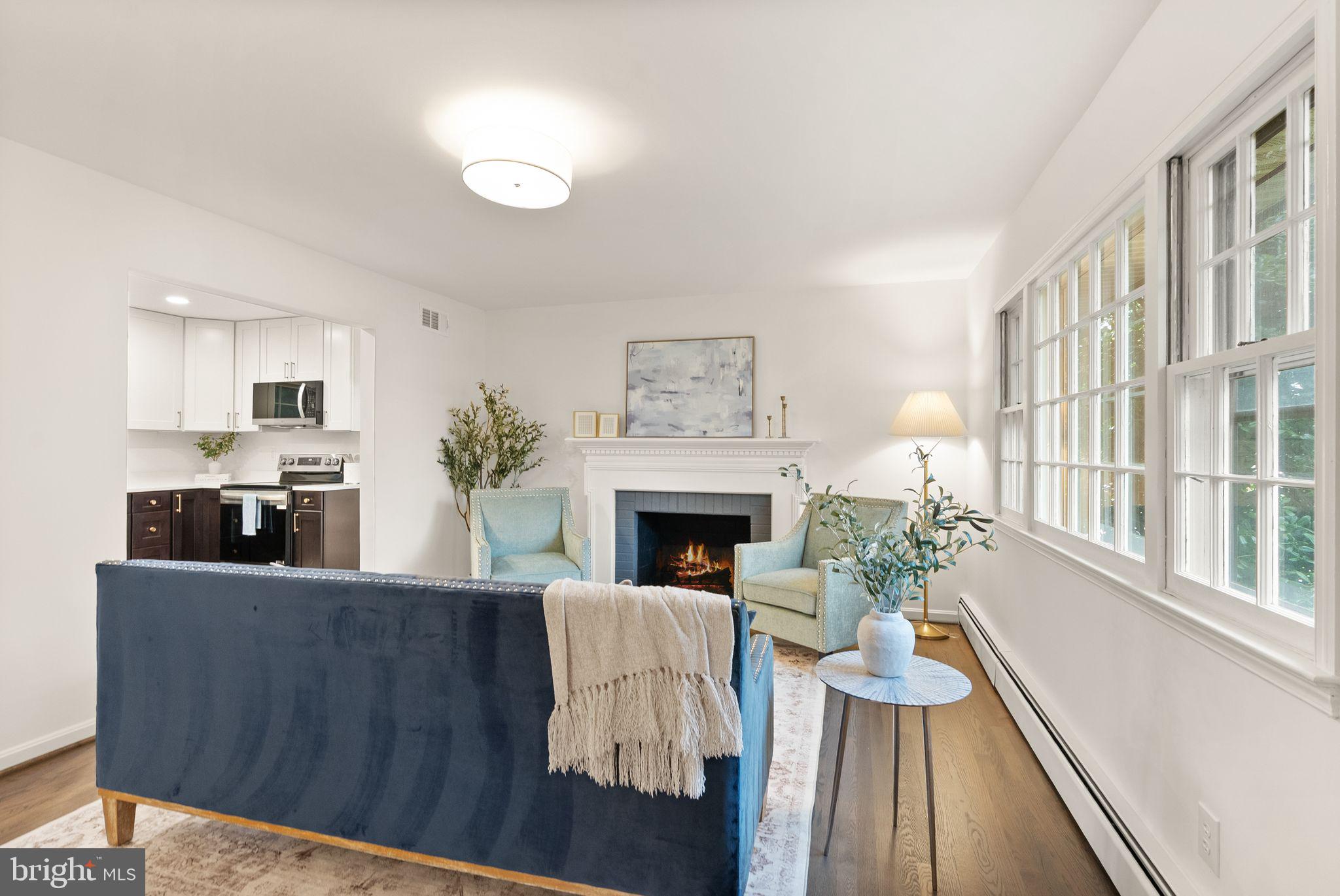 5632 MAXINE COURT