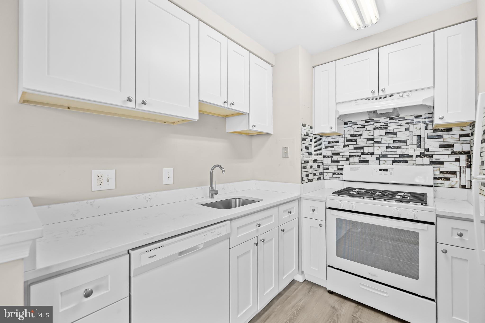 WEST END CONDOS - Residential