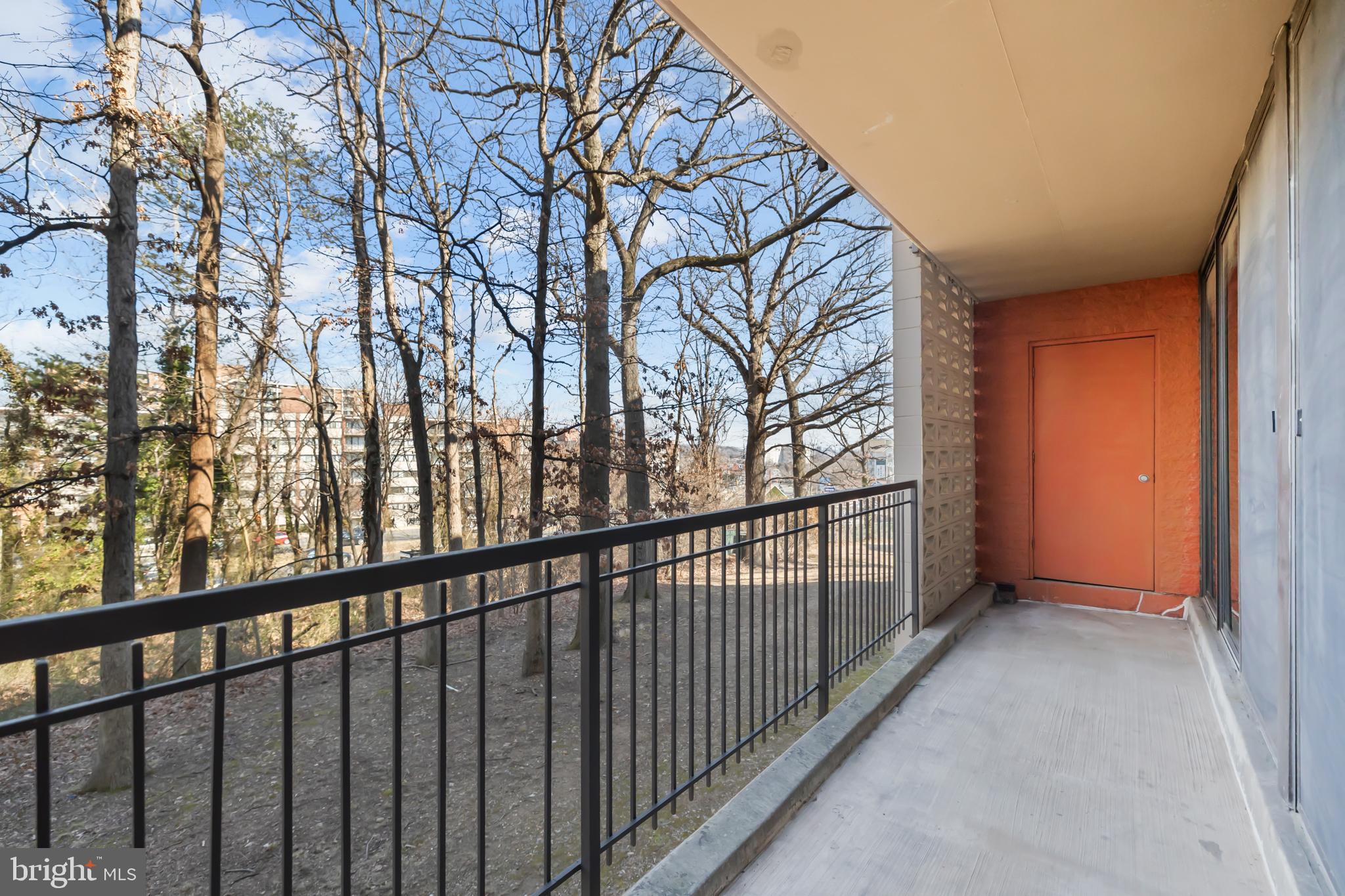 WEST END CONDOS - Residential