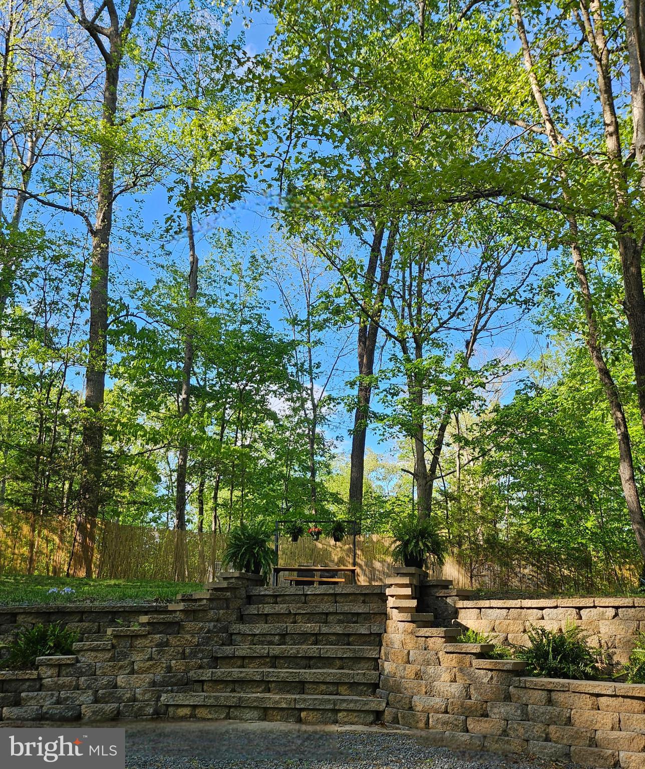 DUTCH HOLLOW - Residential