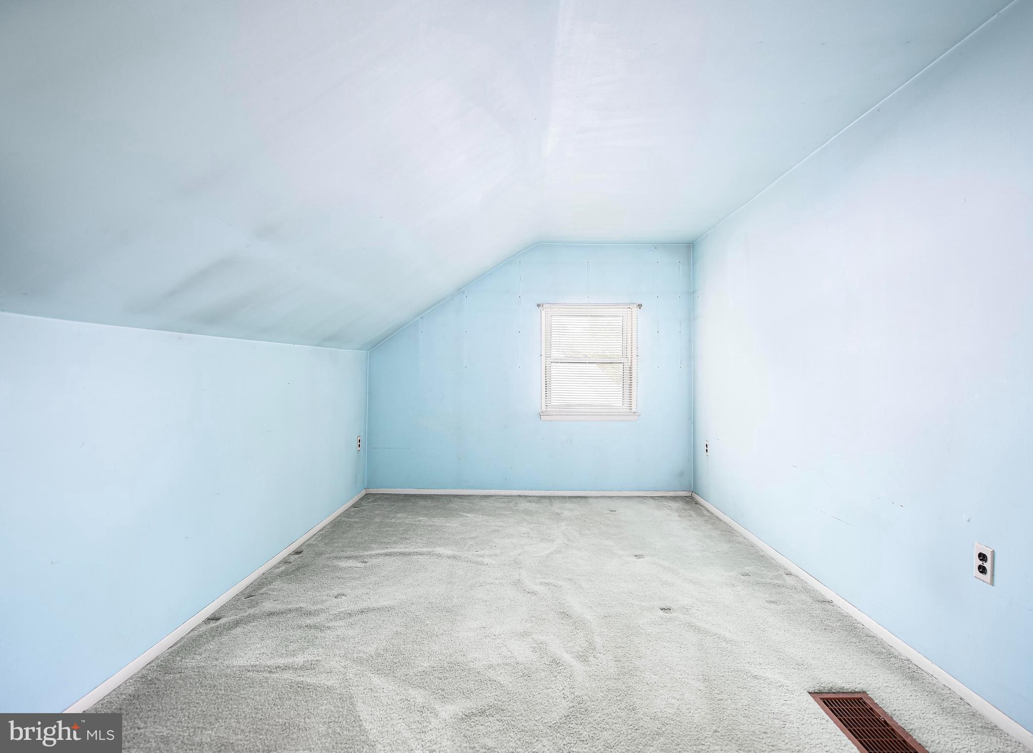 ROSEDALE GARDENS - Residential