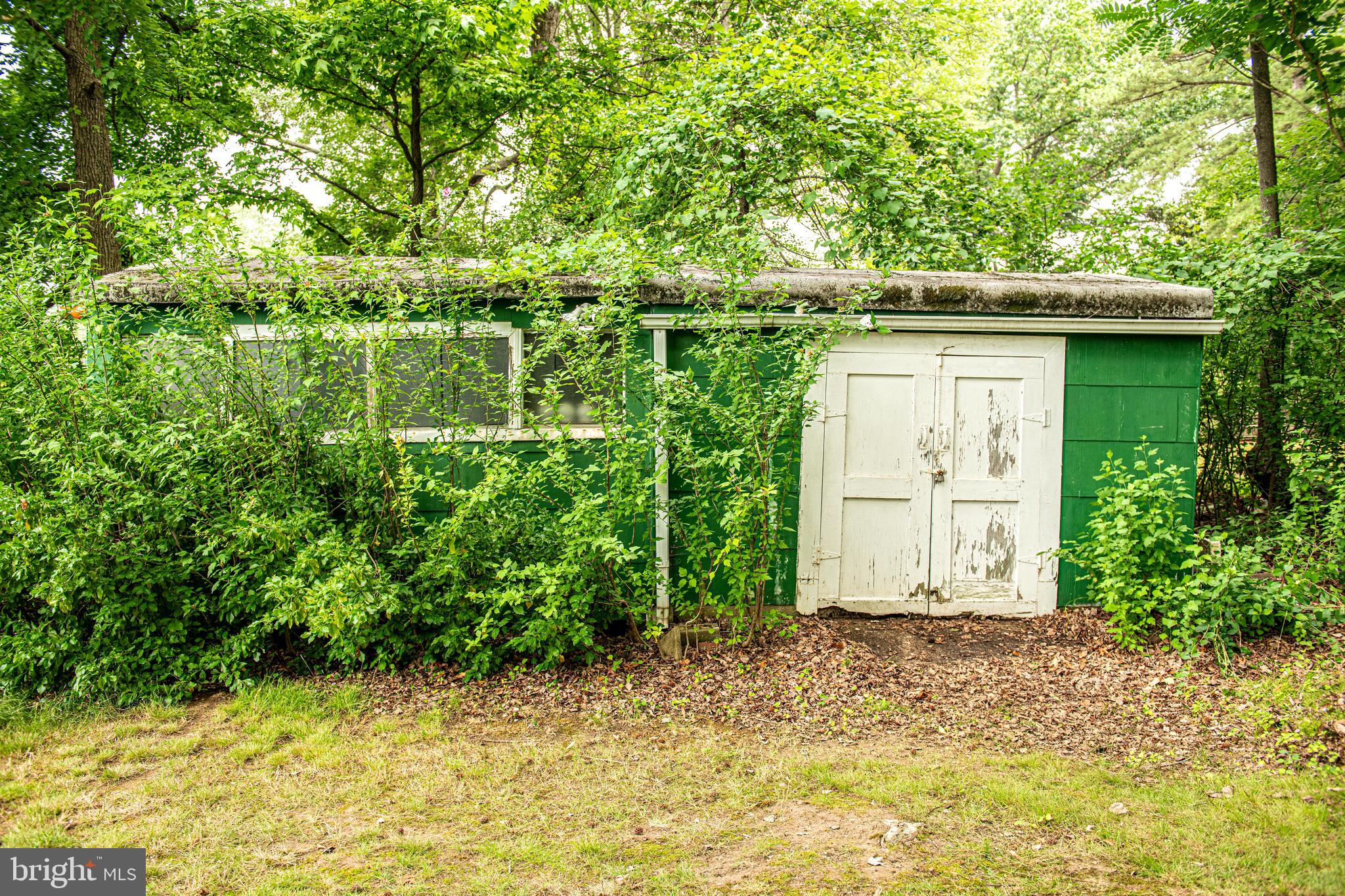 ROSEDALE GARDENS - Residential