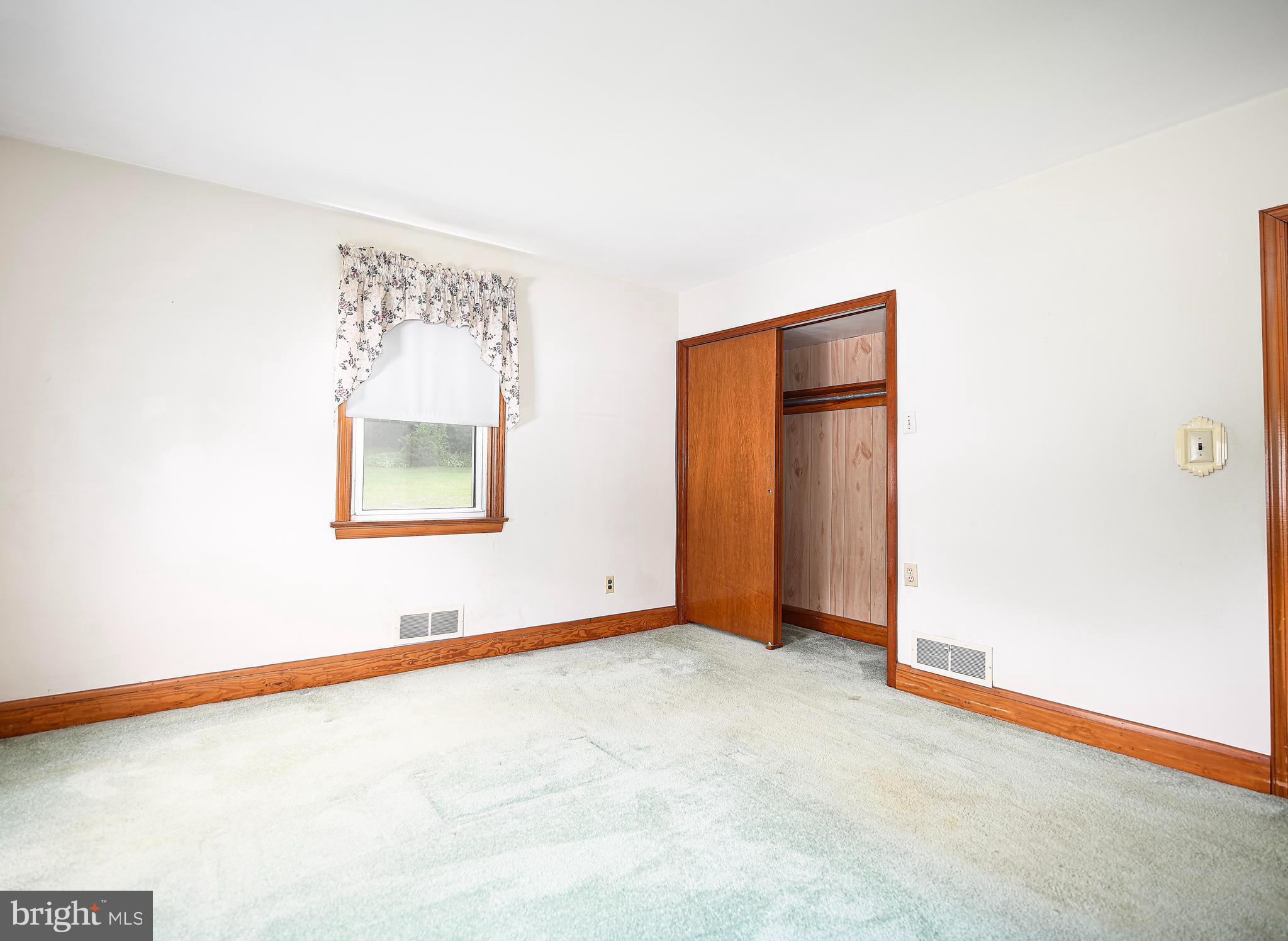 ROSEDALE GARDENS - Residential