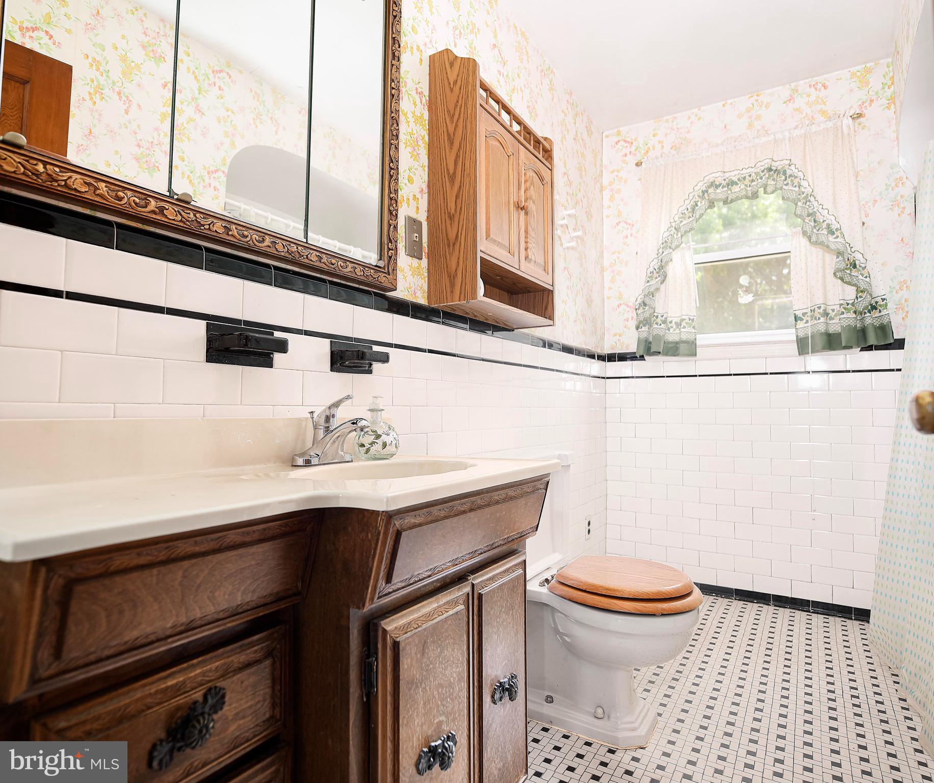 ROSEDALE GARDENS - Residential