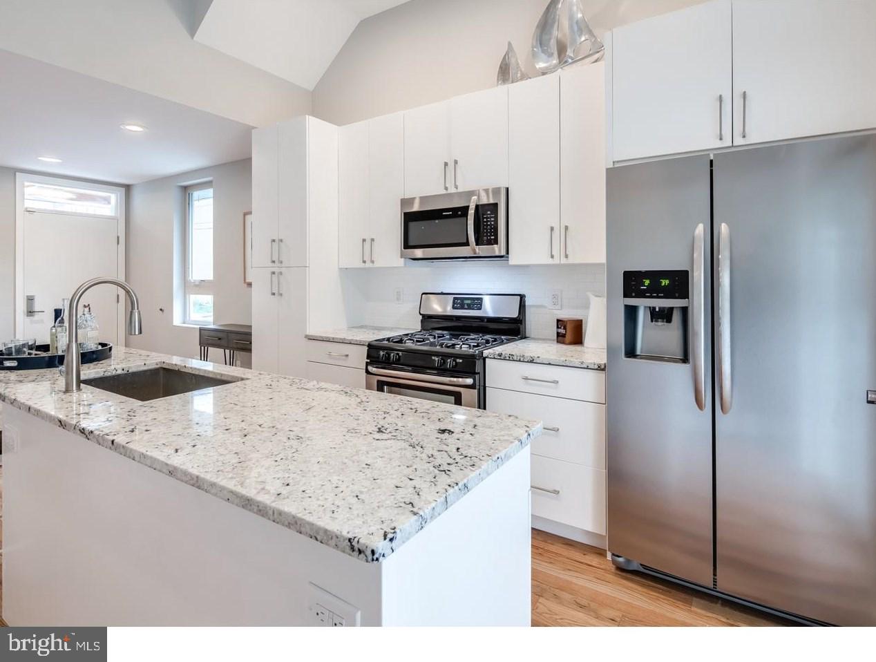 FISHTOWN - Residential Lease