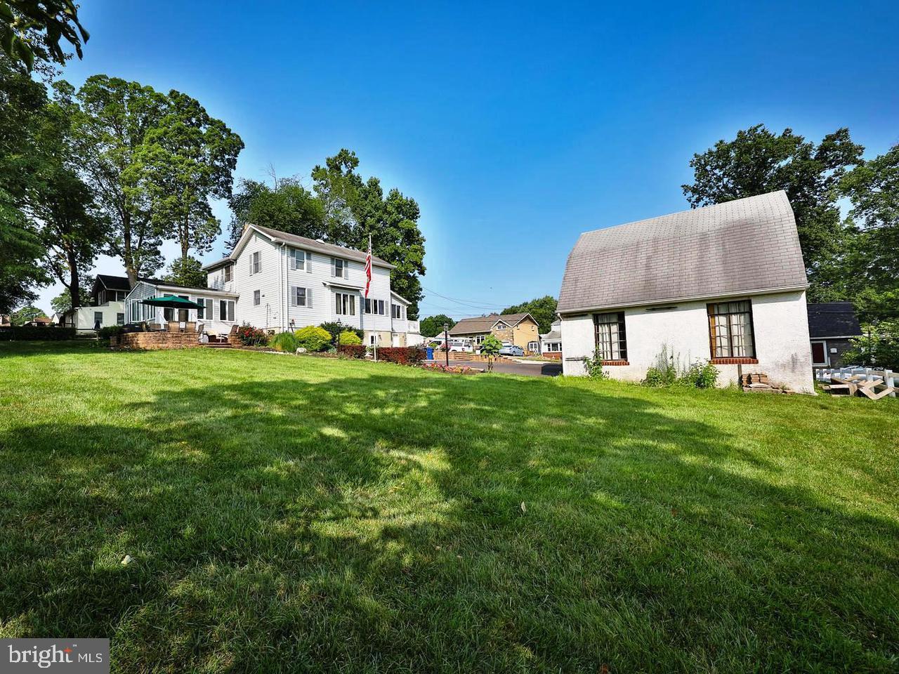 ARDSLEY - Residential