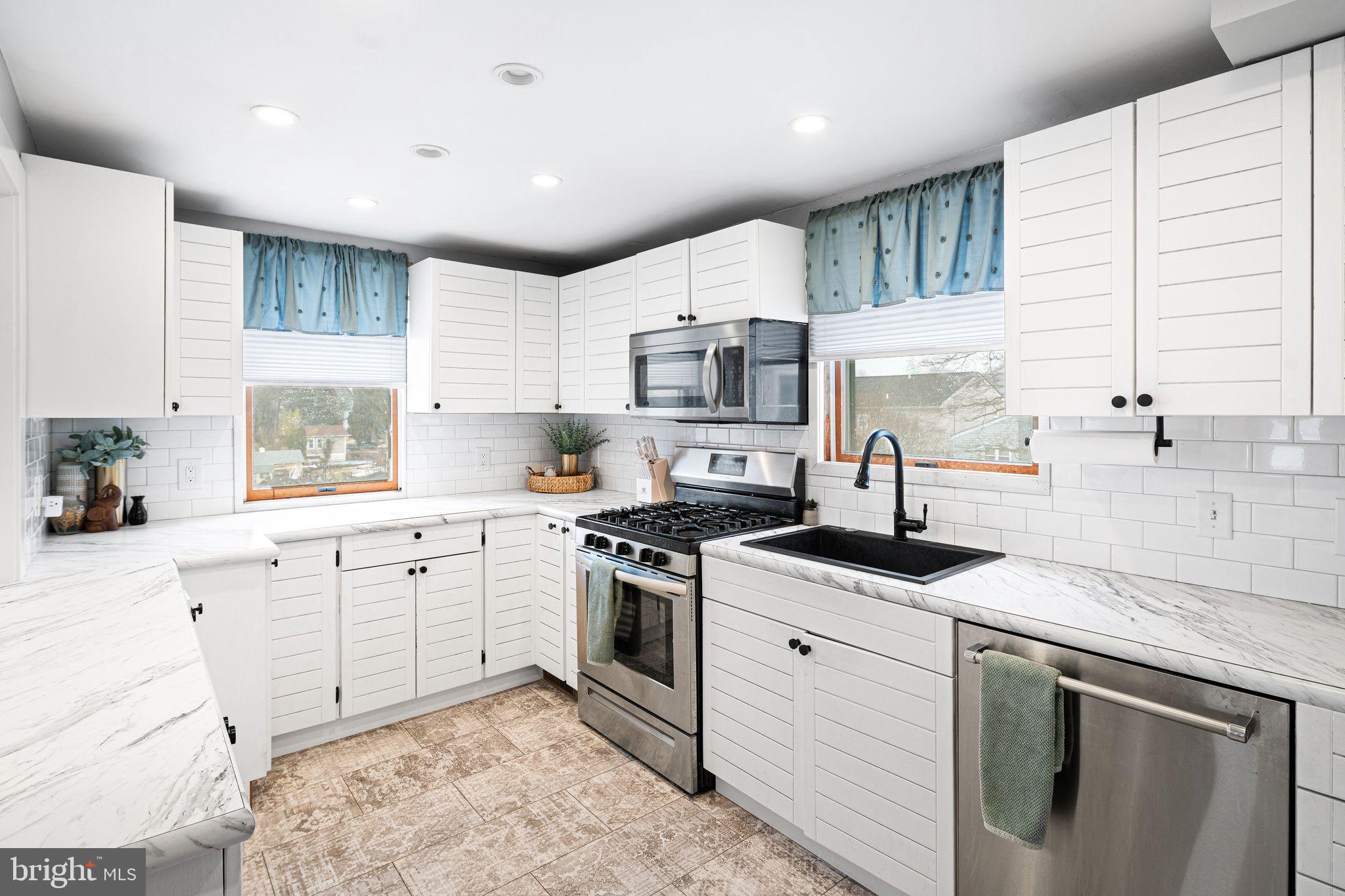 ARDSLEY - Residential