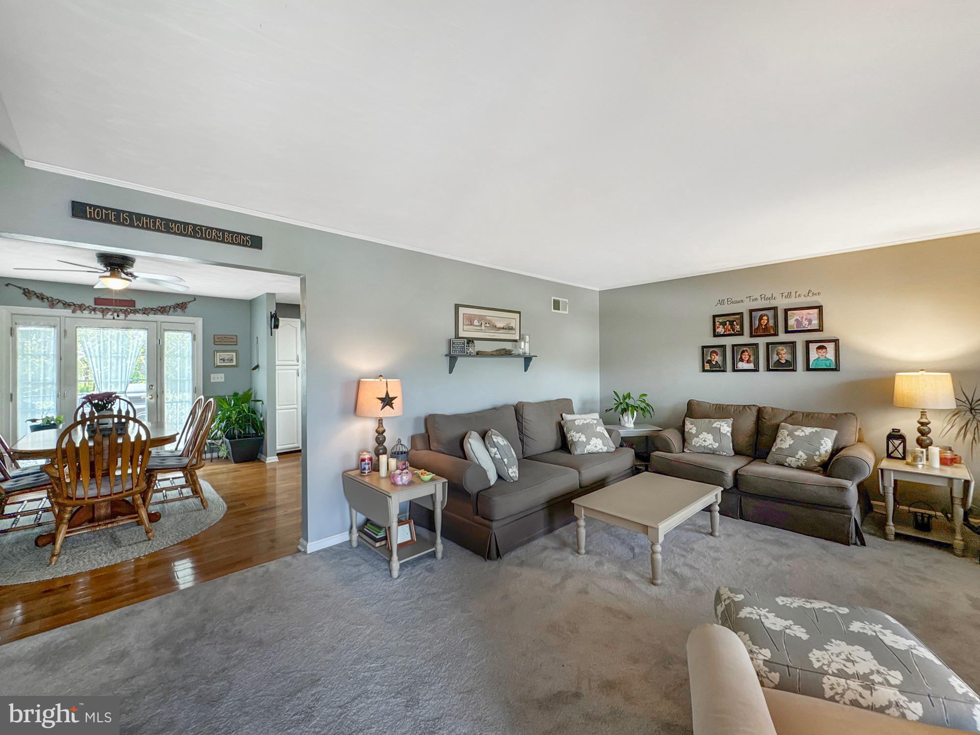 LITTLE KNOLL ESTATES - Residential