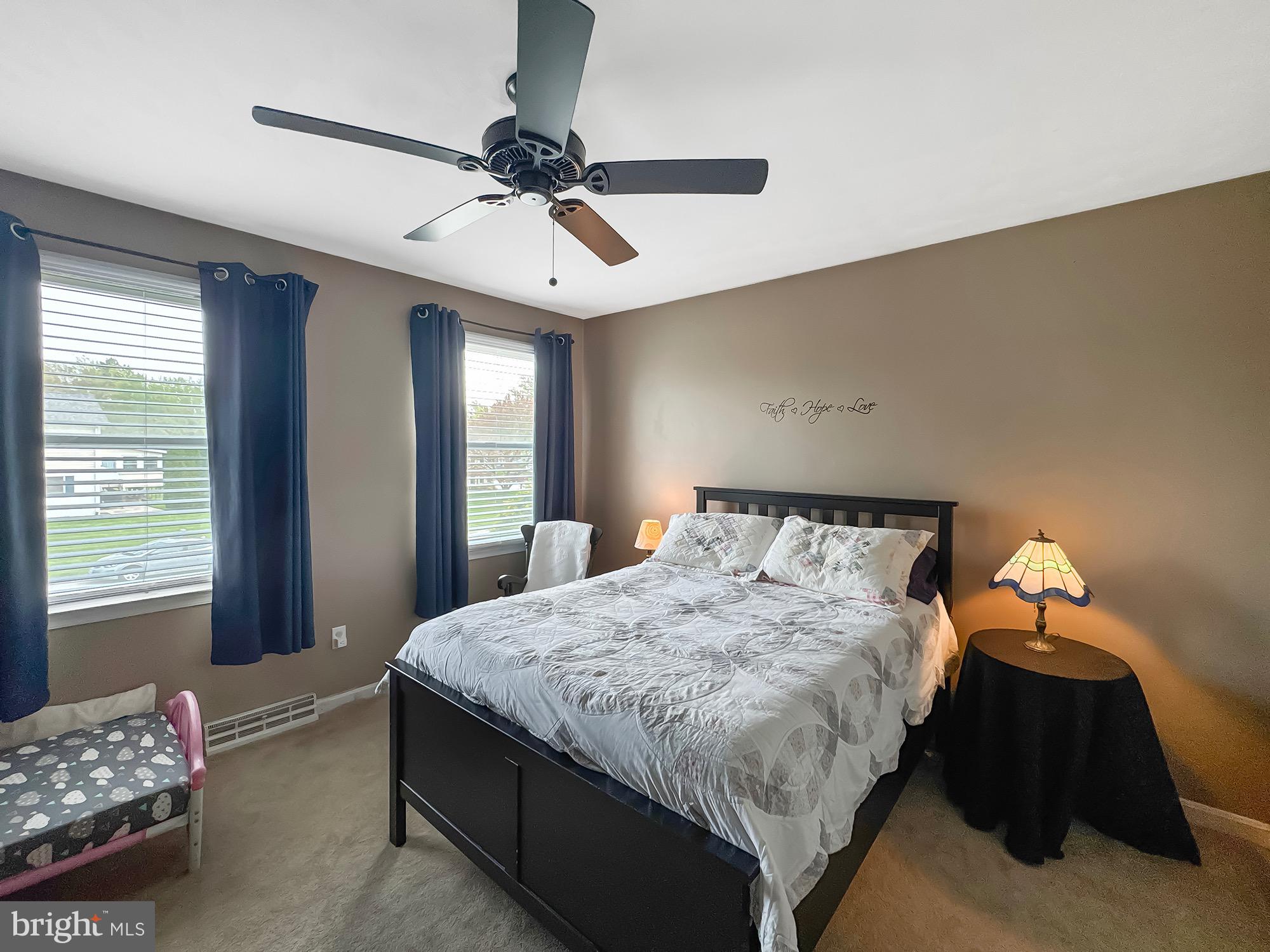 LITTLE KNOLL ESTATES - Residential