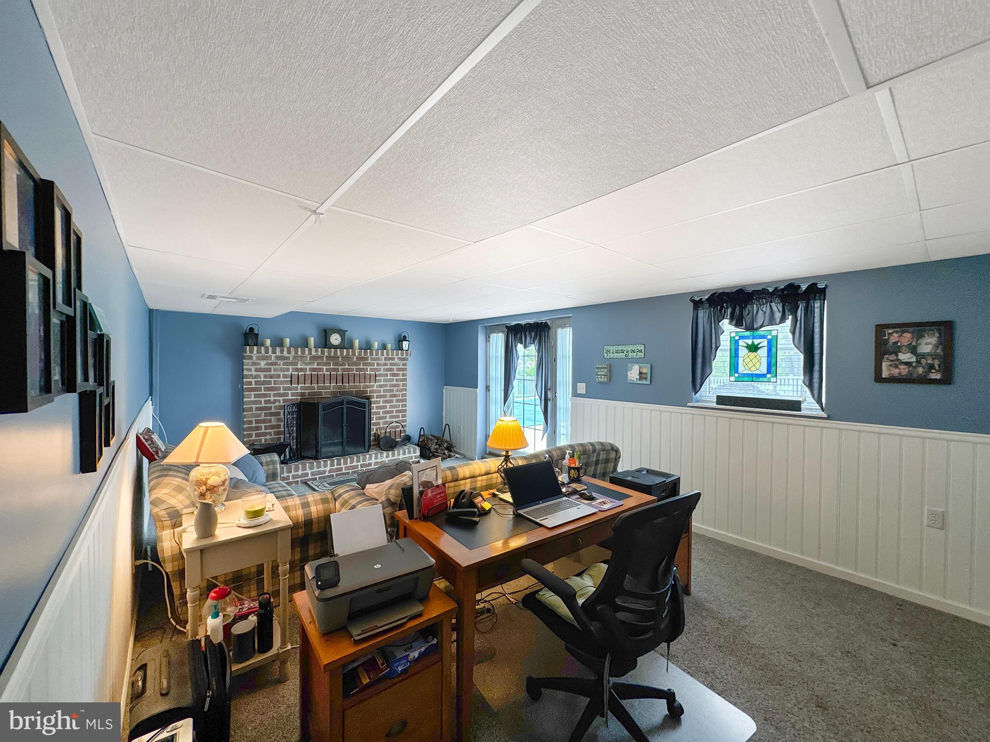 LITTLE KNOLL ESTATES - Residential