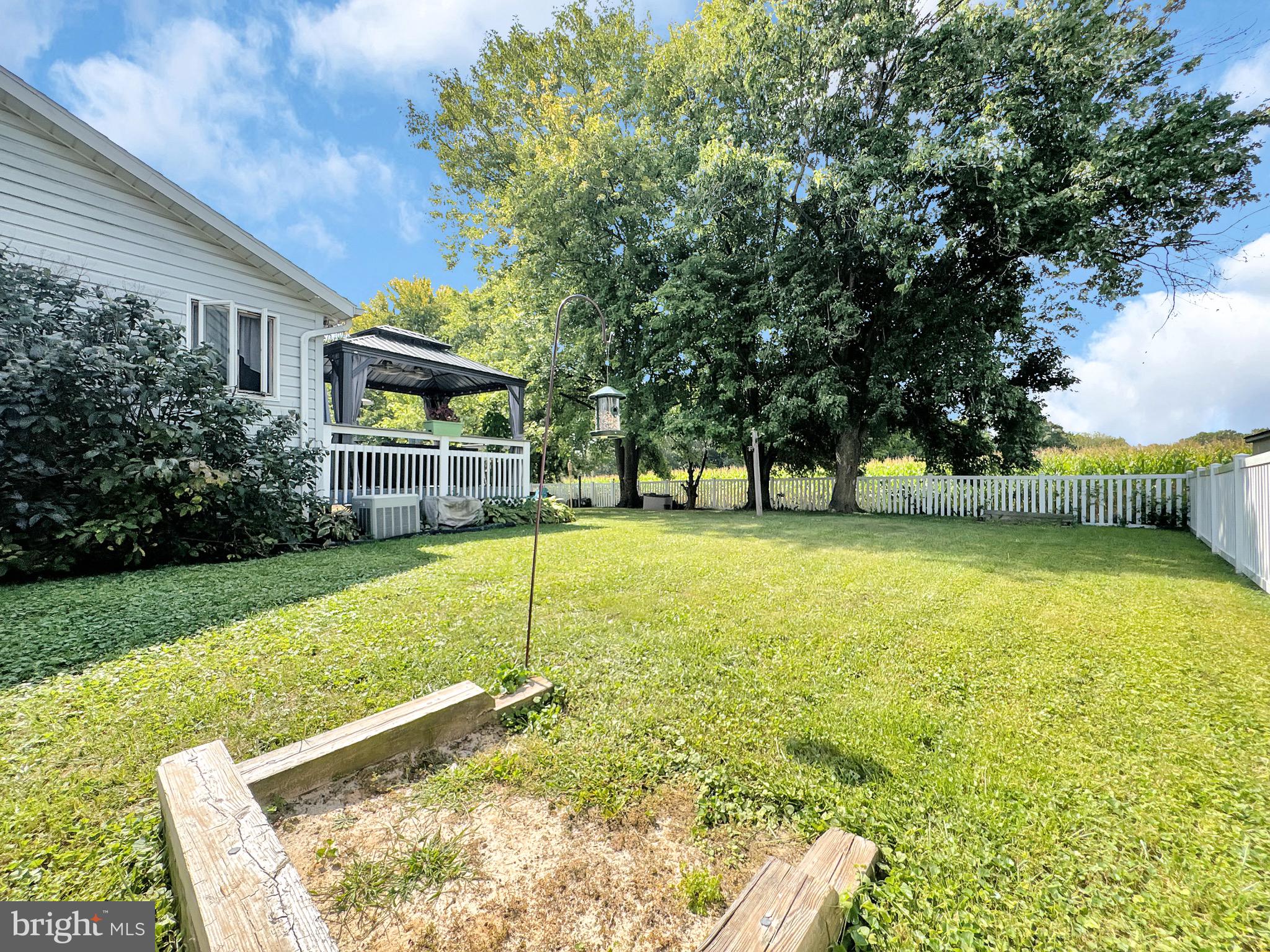 LITTLE KNOLL ESTATES - Residential