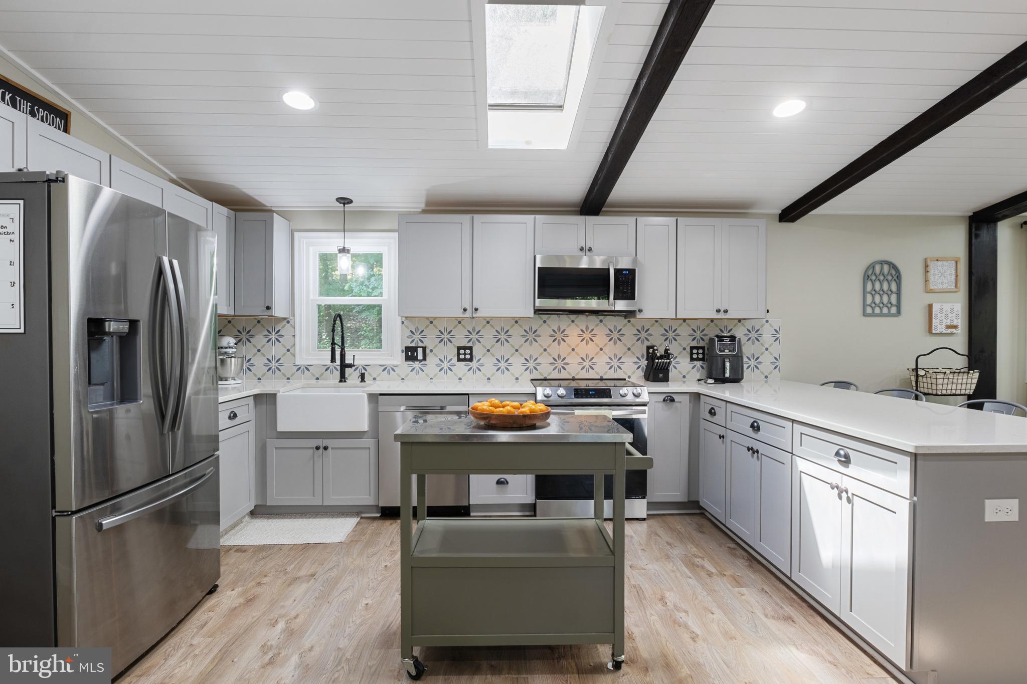 GLENVILLE - Residential