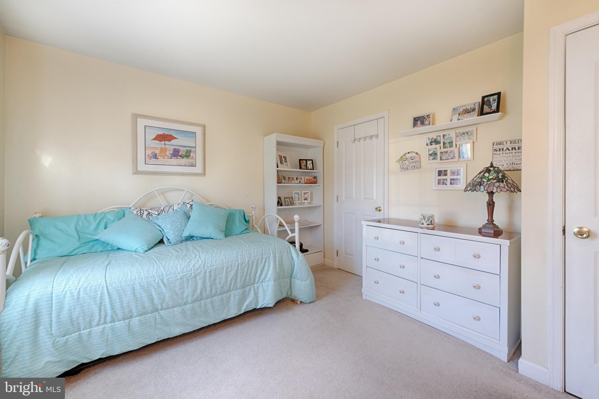 RIDGEVIEW - Residential