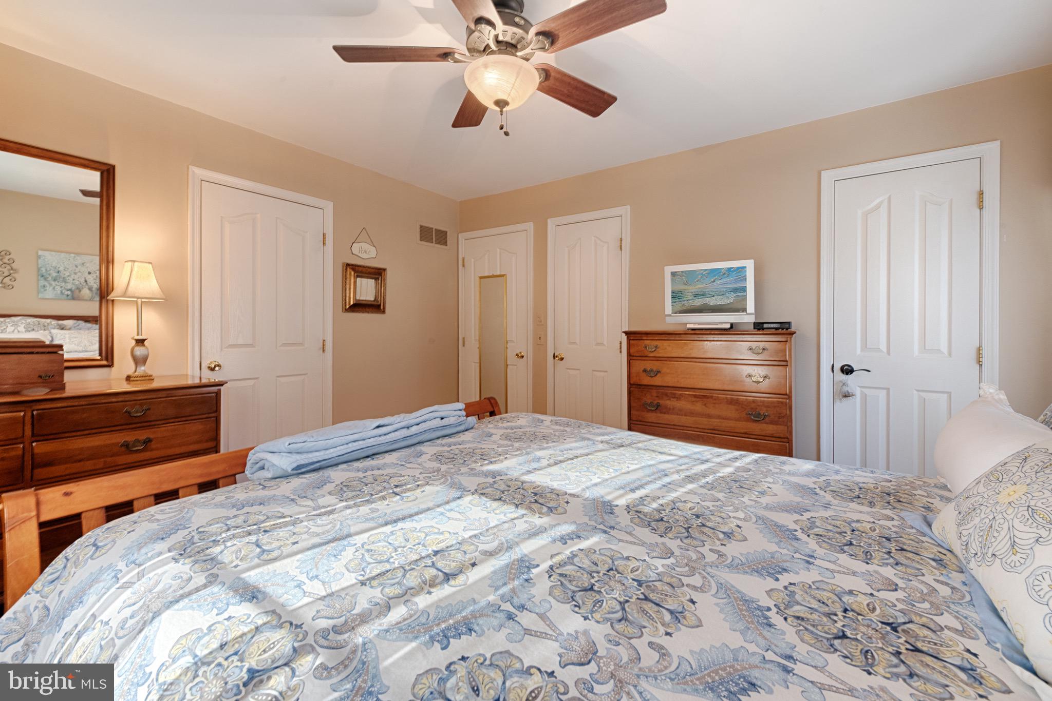 RIDGEVIEW - Residential