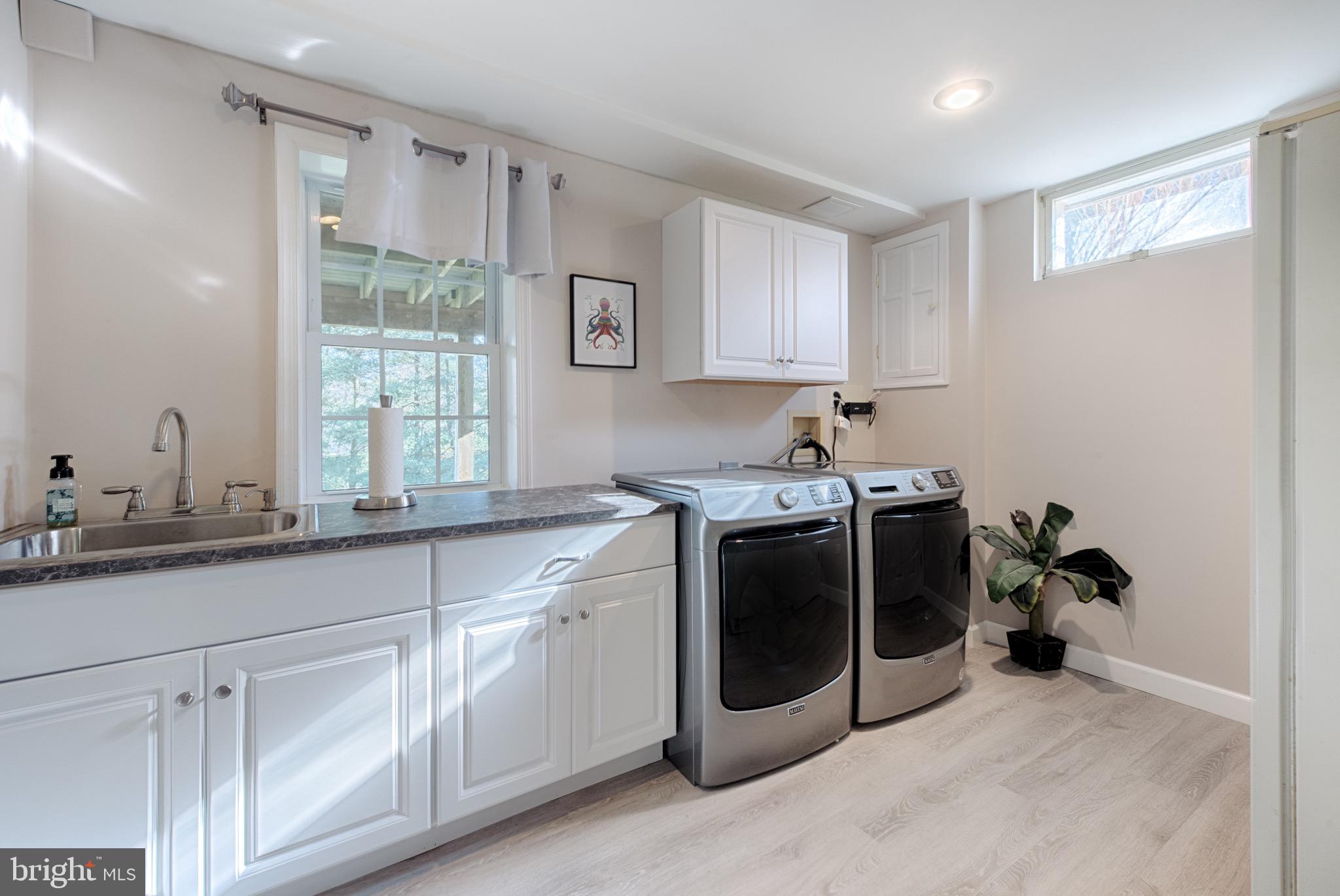 RIDGEVIEW - Residential