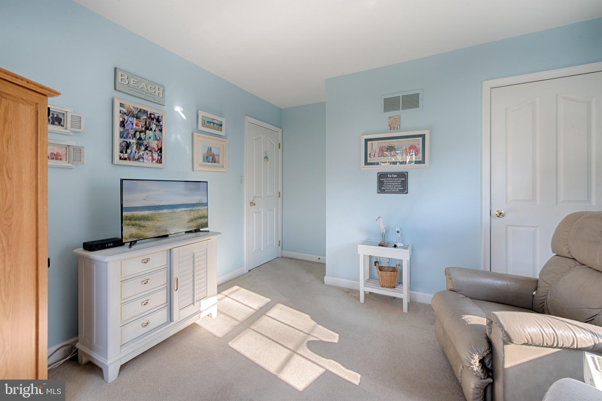 RIDGEVIEW - Residential