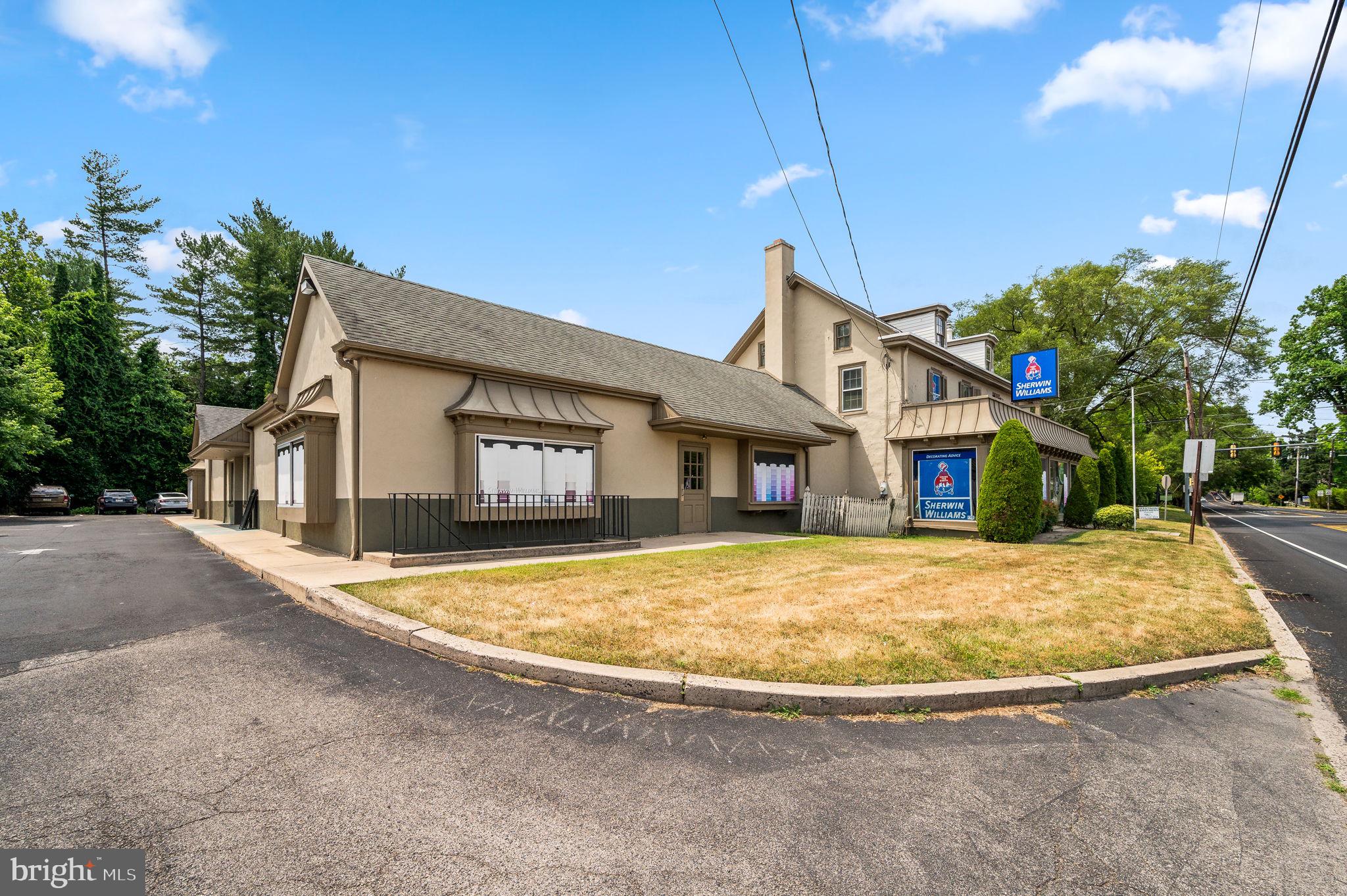 FLOURTOWN - Commercial Sale