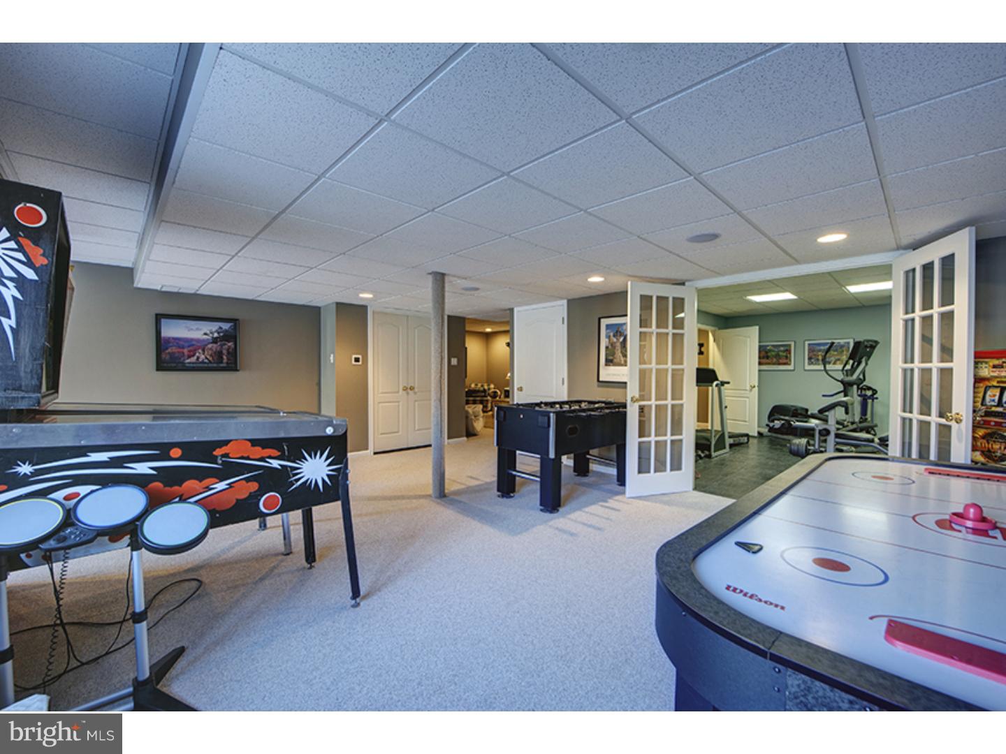 MEADOW WOOD - Residential