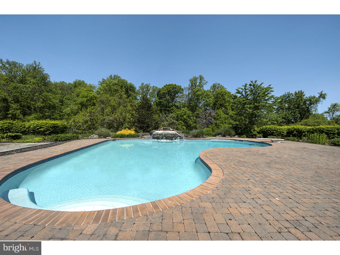 MEADOW WOOD - Residential