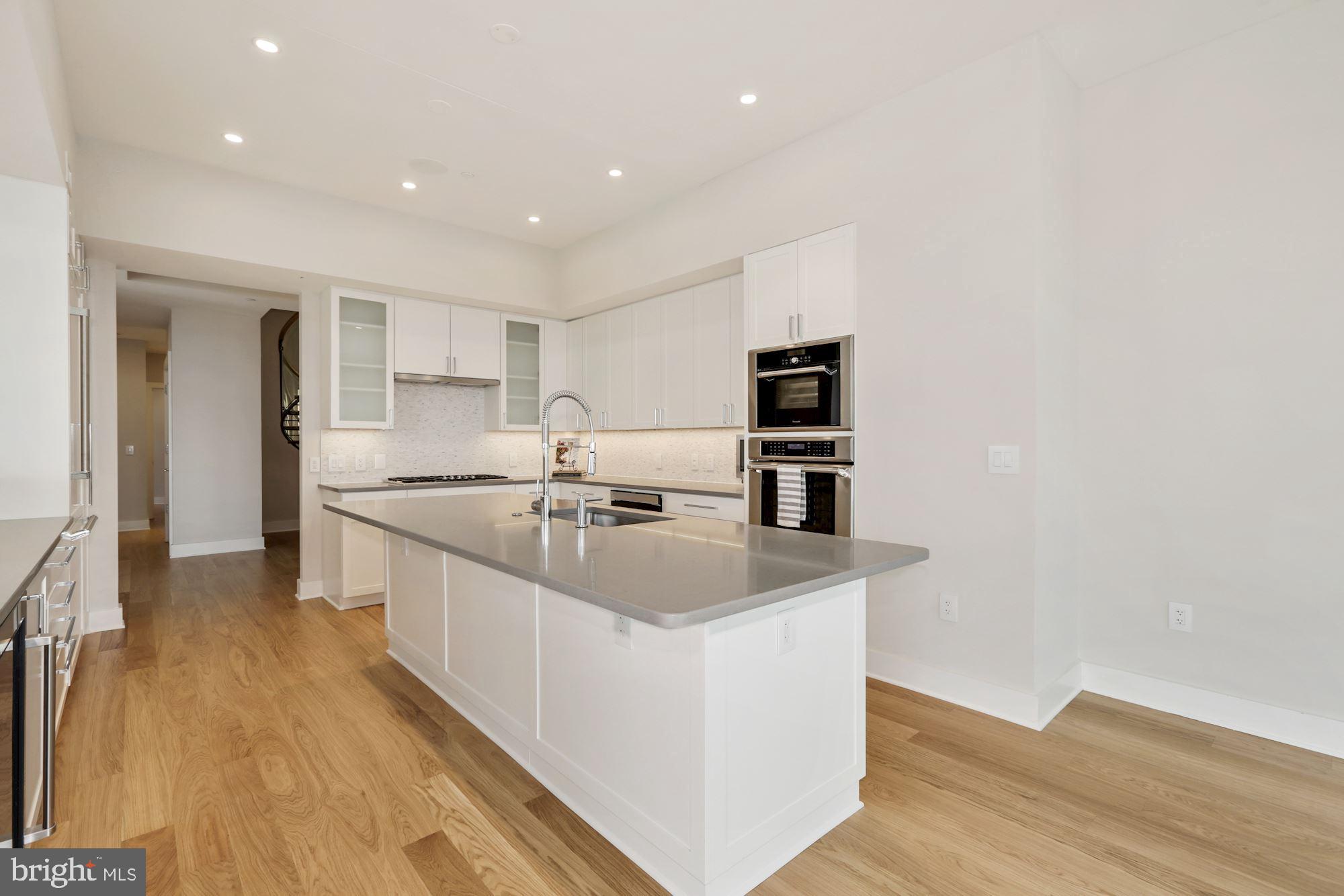 CHEVAL - Residential